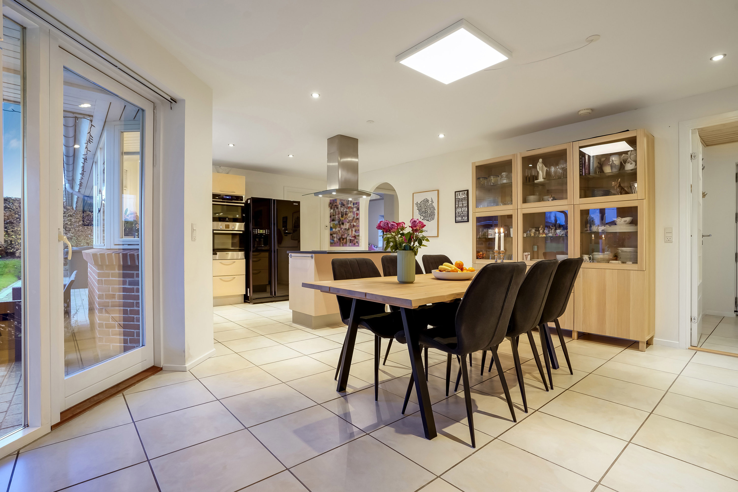 Fremhævet køkken billede i fuldskærmstilstand. Billede af Sydmarksvej 13, Verninge, 5690 Tommerup