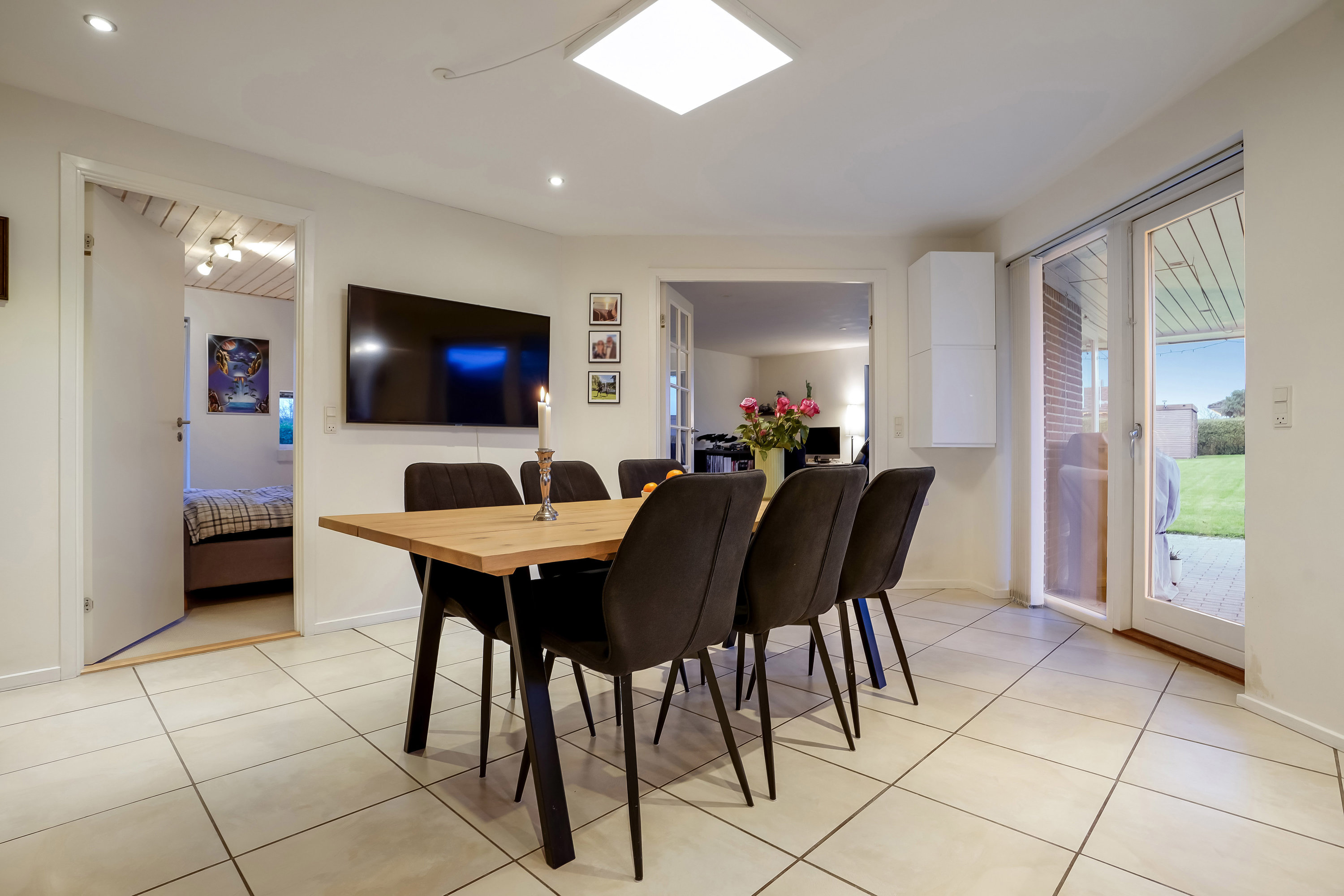 Fremhævet stue billede i fuldskærmstilstand. Billede af Sydmarksvej 13, Verninge, 5690 Tommerup