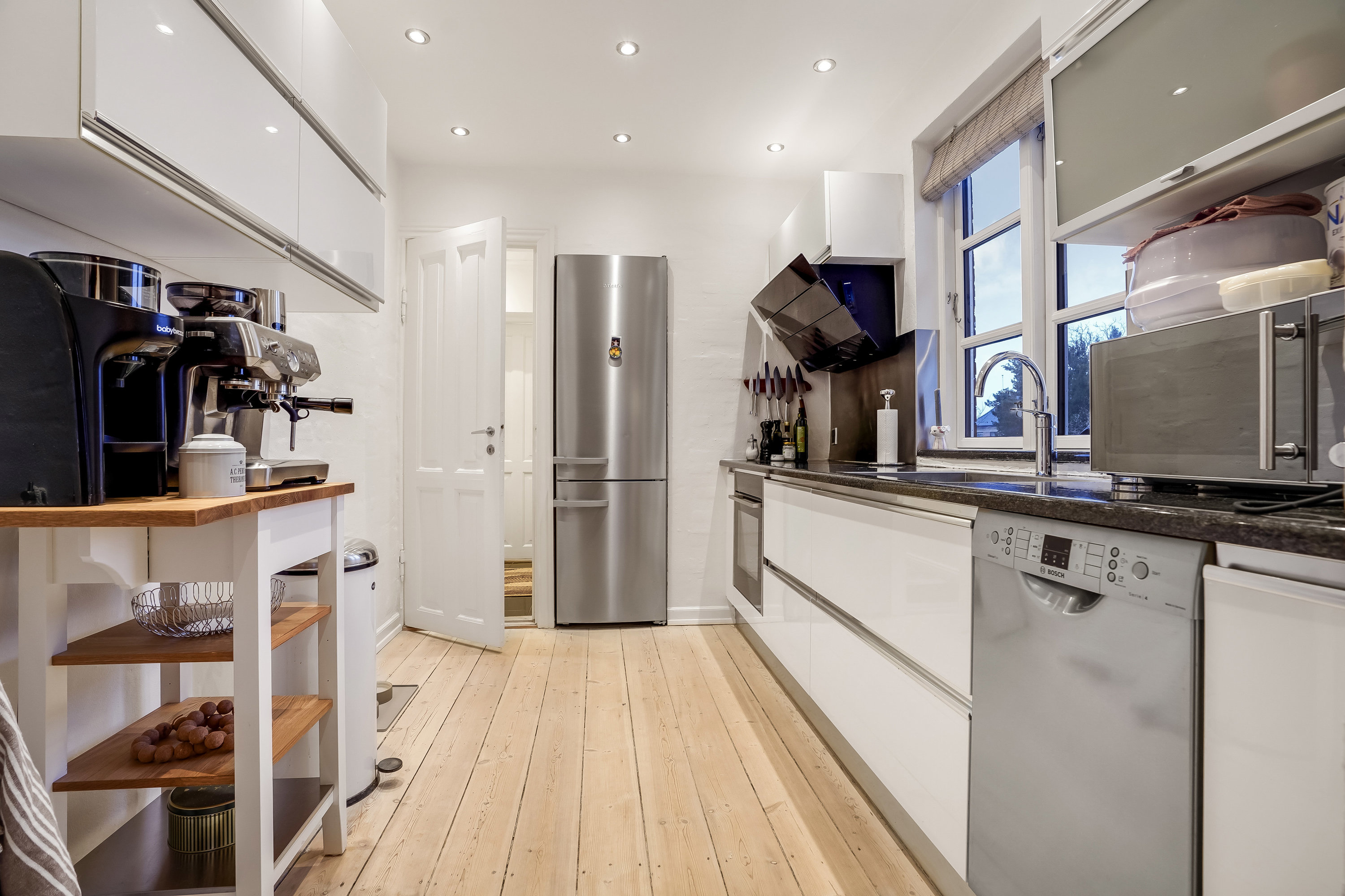 Fremhævet køkken billede i fuldskærmstilstand. Billede af Kastanievej 12, 1., 5230 Odense M