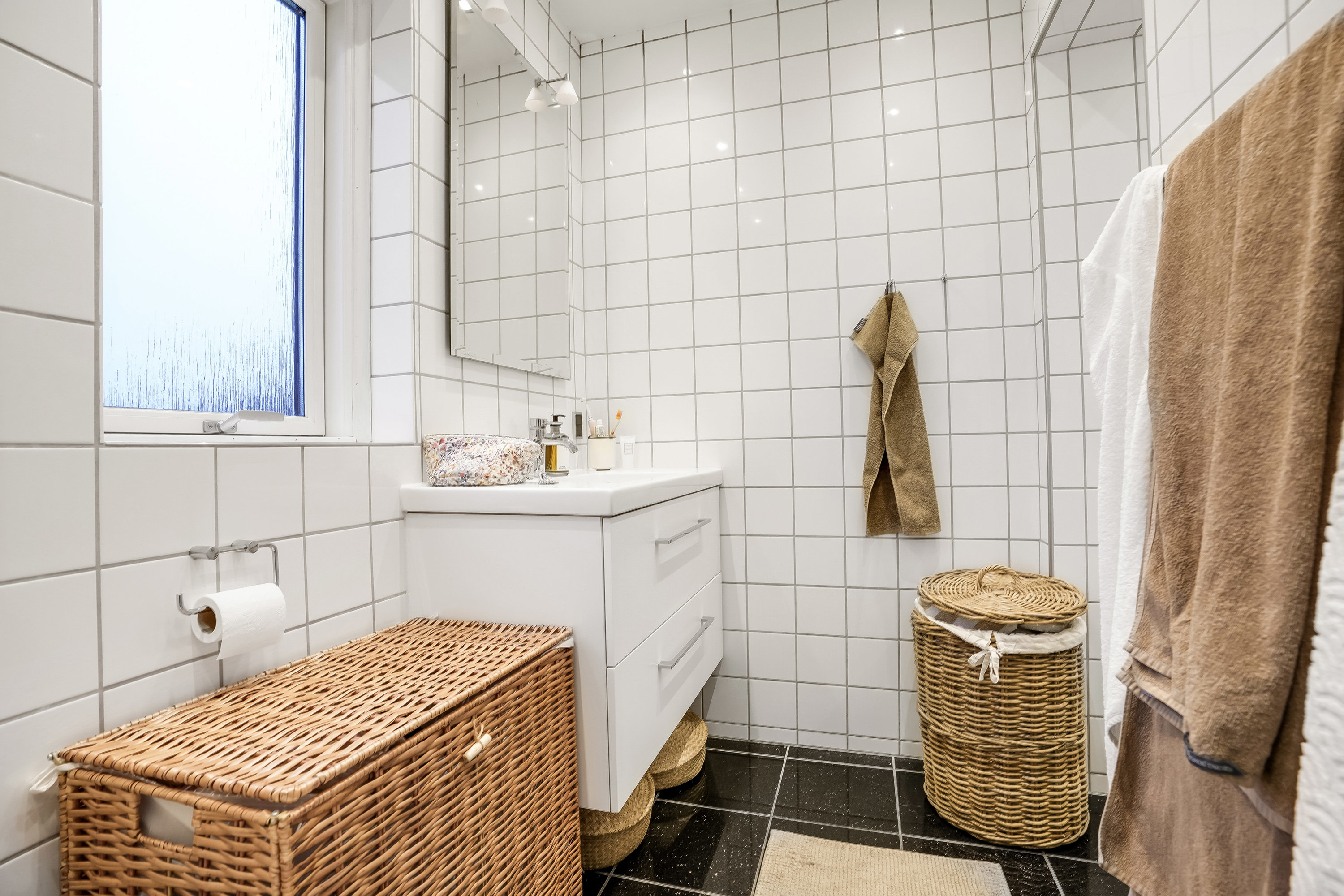 Fremhævet andet billede i fuldskærmstilstand. Billede af Kastanievej 12, 1., 5230 Odense M