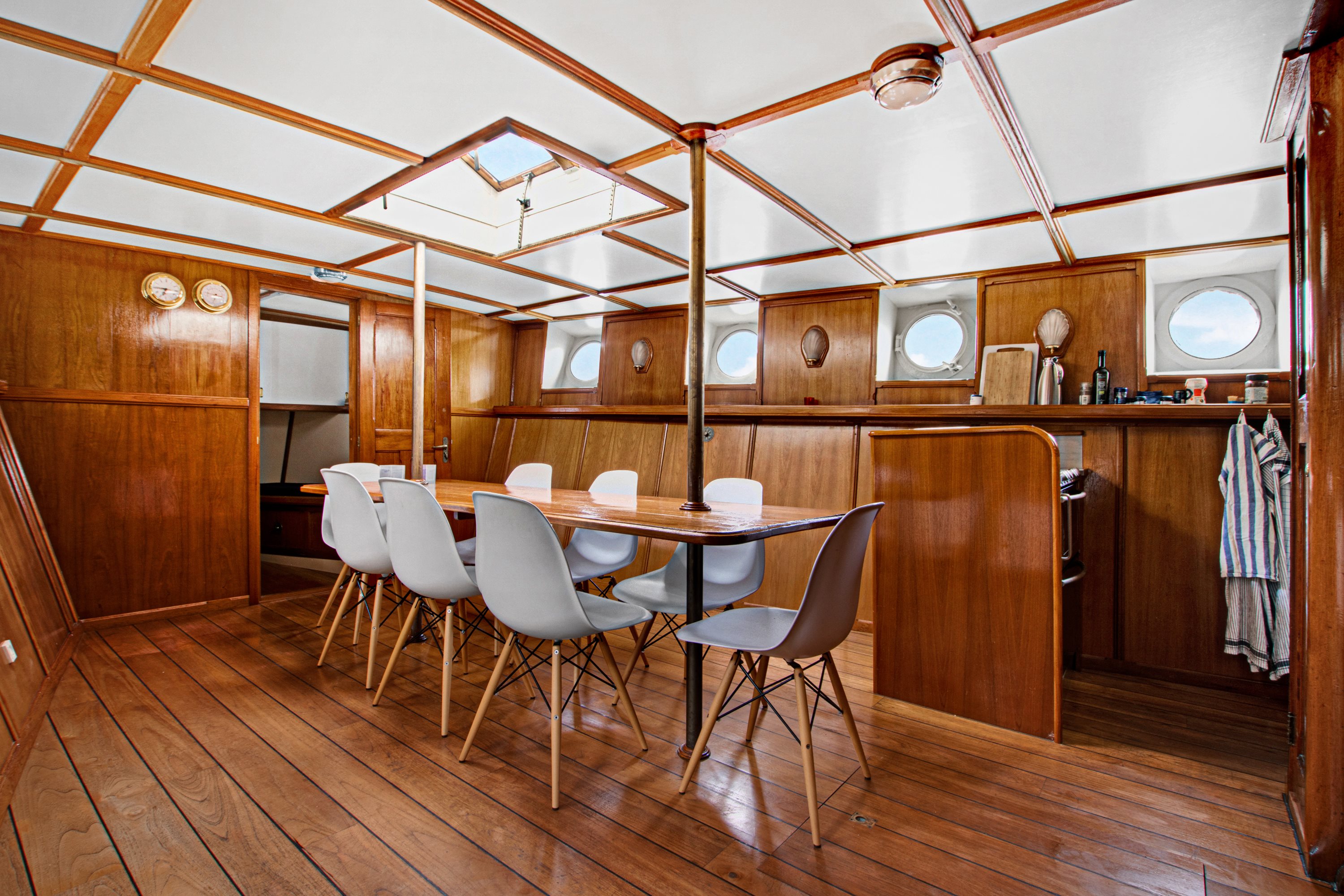 Fremhævet køkken alrum billede i fuldskærmstilstand. Billede af Refshalevej 141G, 1432 København K