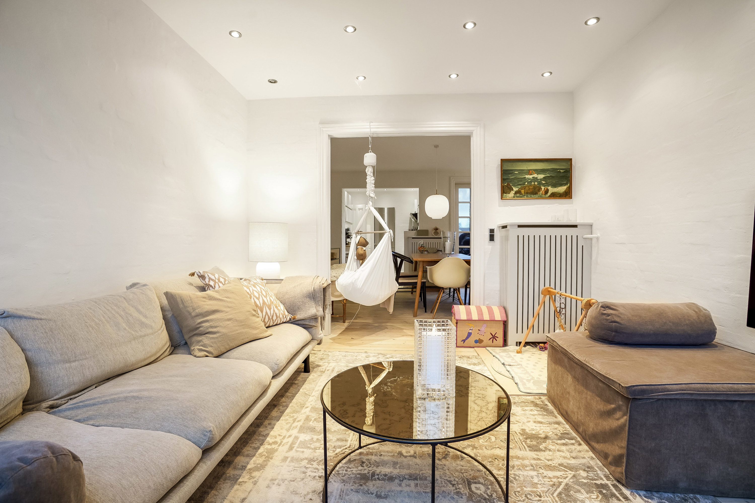 Fremhævet stue billede i fuldskærmstilstand. Billede af Kastanievej 12, 1., 5230 Odense M