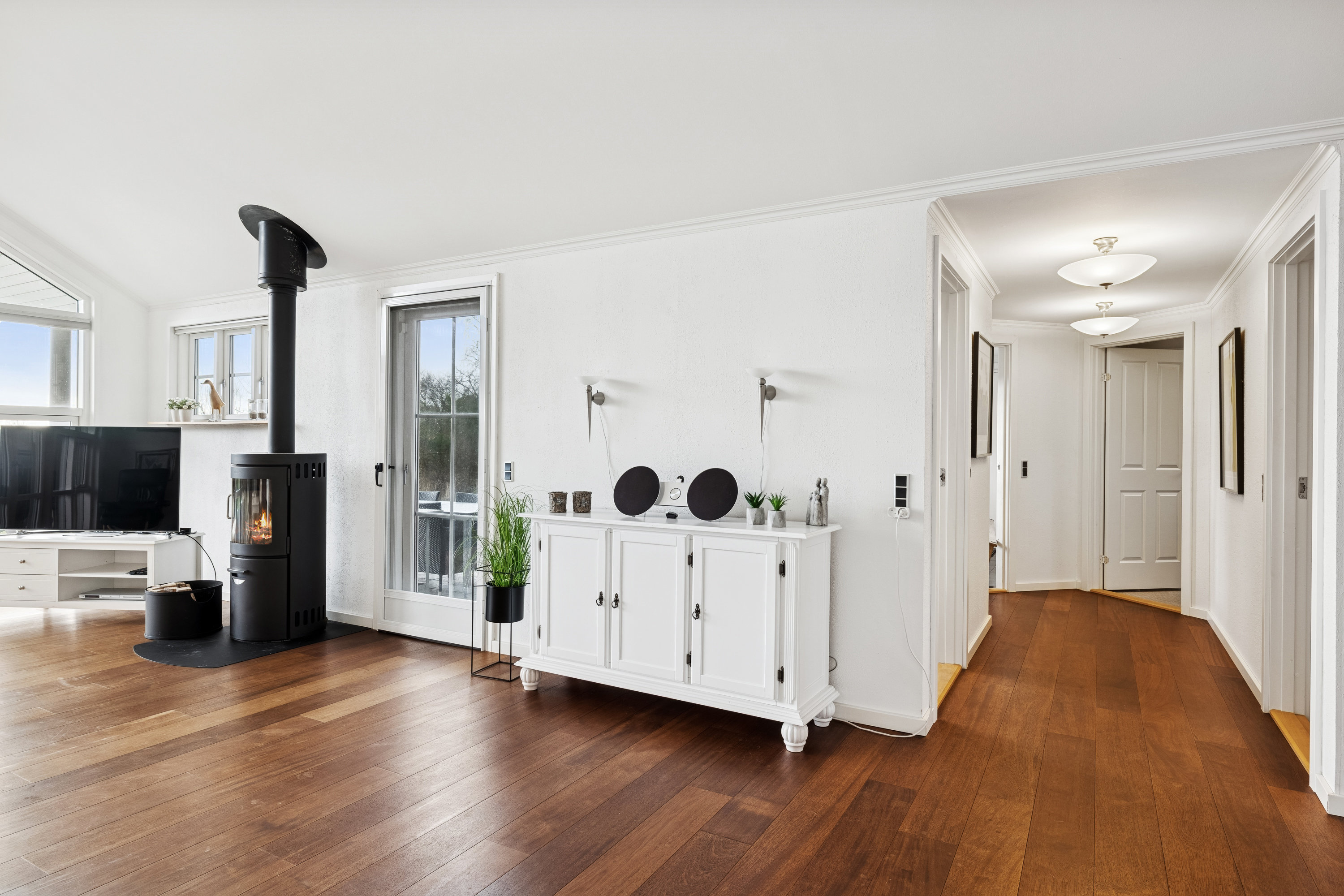 Fremhævet stue billede i fuldskærmstilstand. Billede af Venøvej 33, Ørslevkl Sø, 7840 Højslev