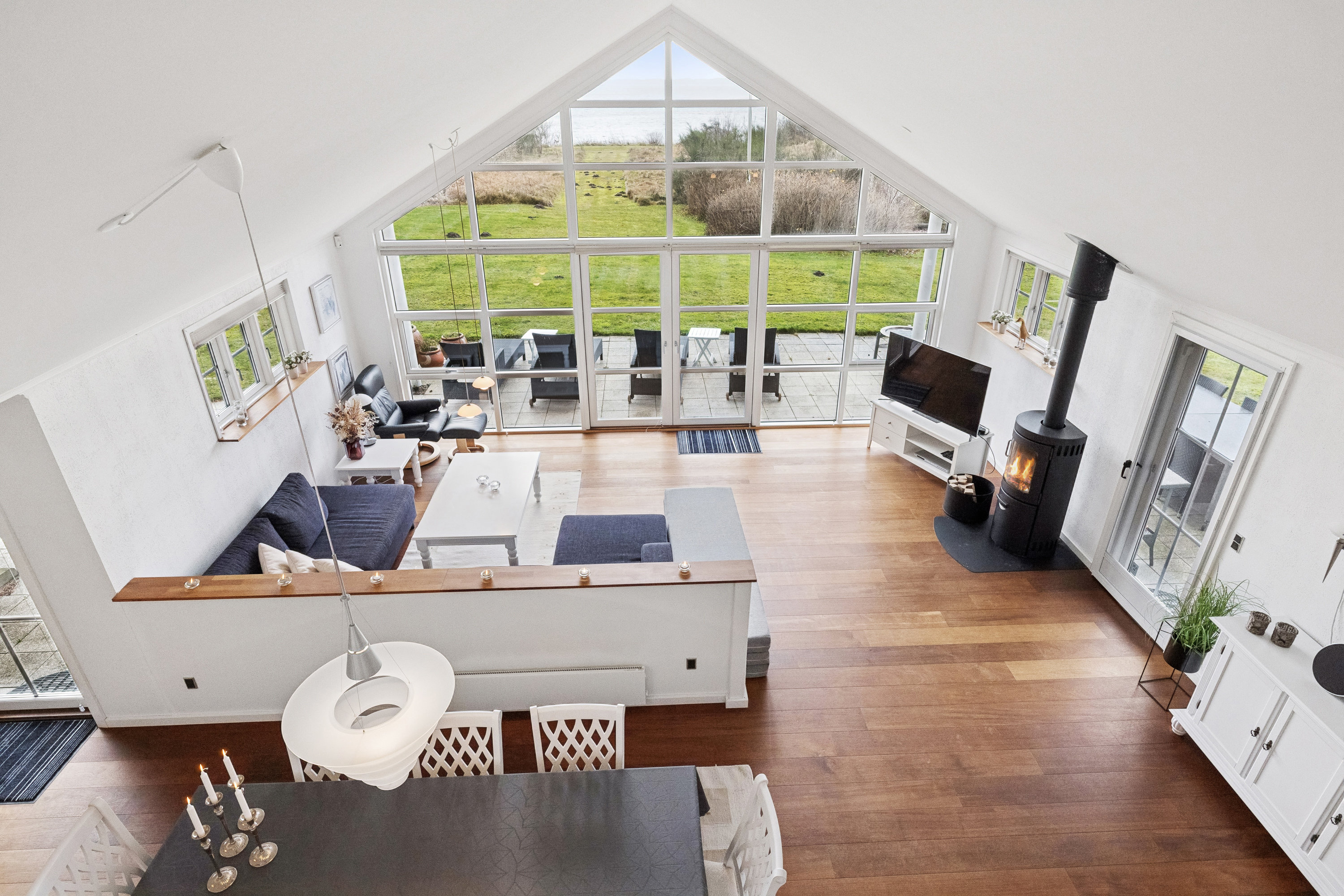 Fremhævet stue billede i fuldskærmstilstand. Billede af Venøvej 33, Ørslevkl Sø, 7840 Højslev