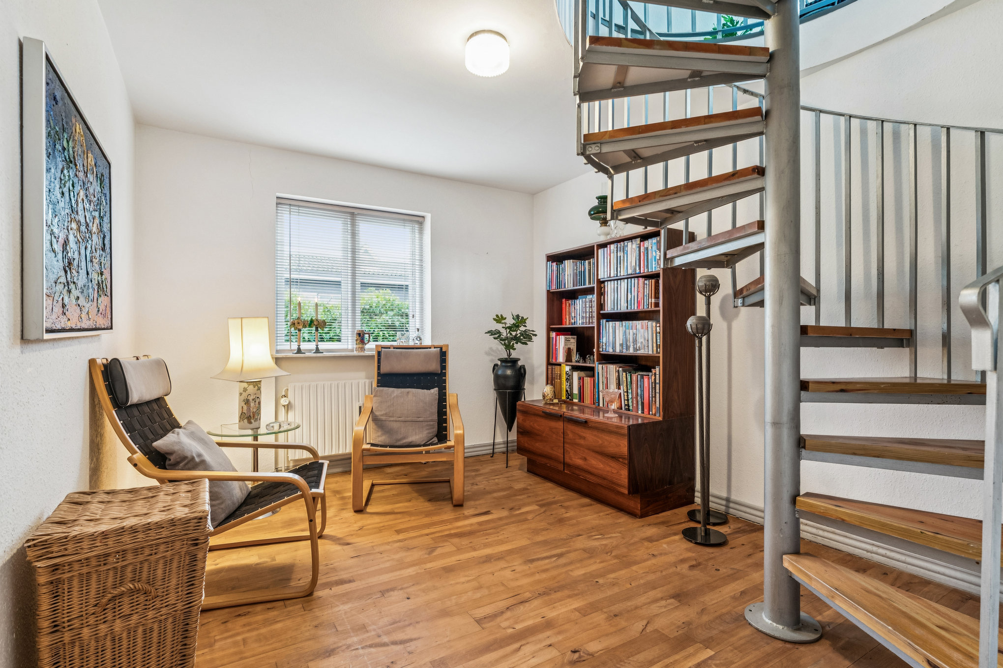 Fremhævet stue billede i fuldskærmstilstand. Billede af Vænget 15, 8940 Randers SV