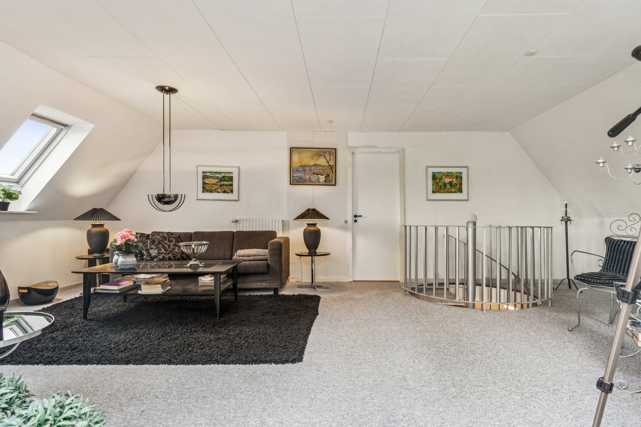 Fremhævet garage billede i fuldskærmstilstand. Billede af Vænget 15, 8940 Randers SV