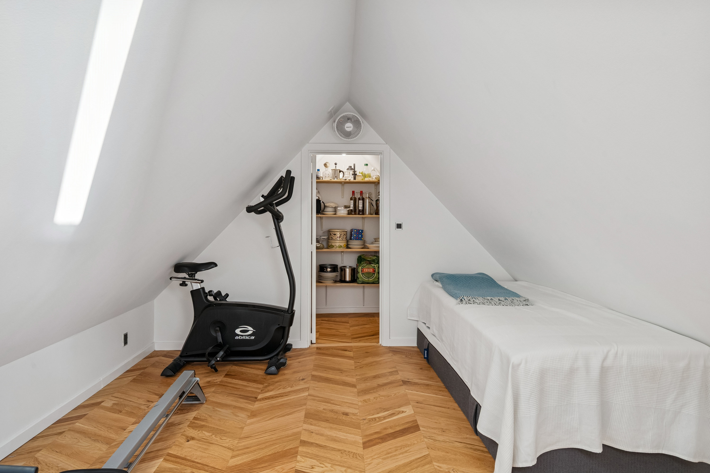 Fremhævet værelse billede i fuldskærmstilstand. Billede af Lindevangsvej 5, 2. th., 8240 Risskov