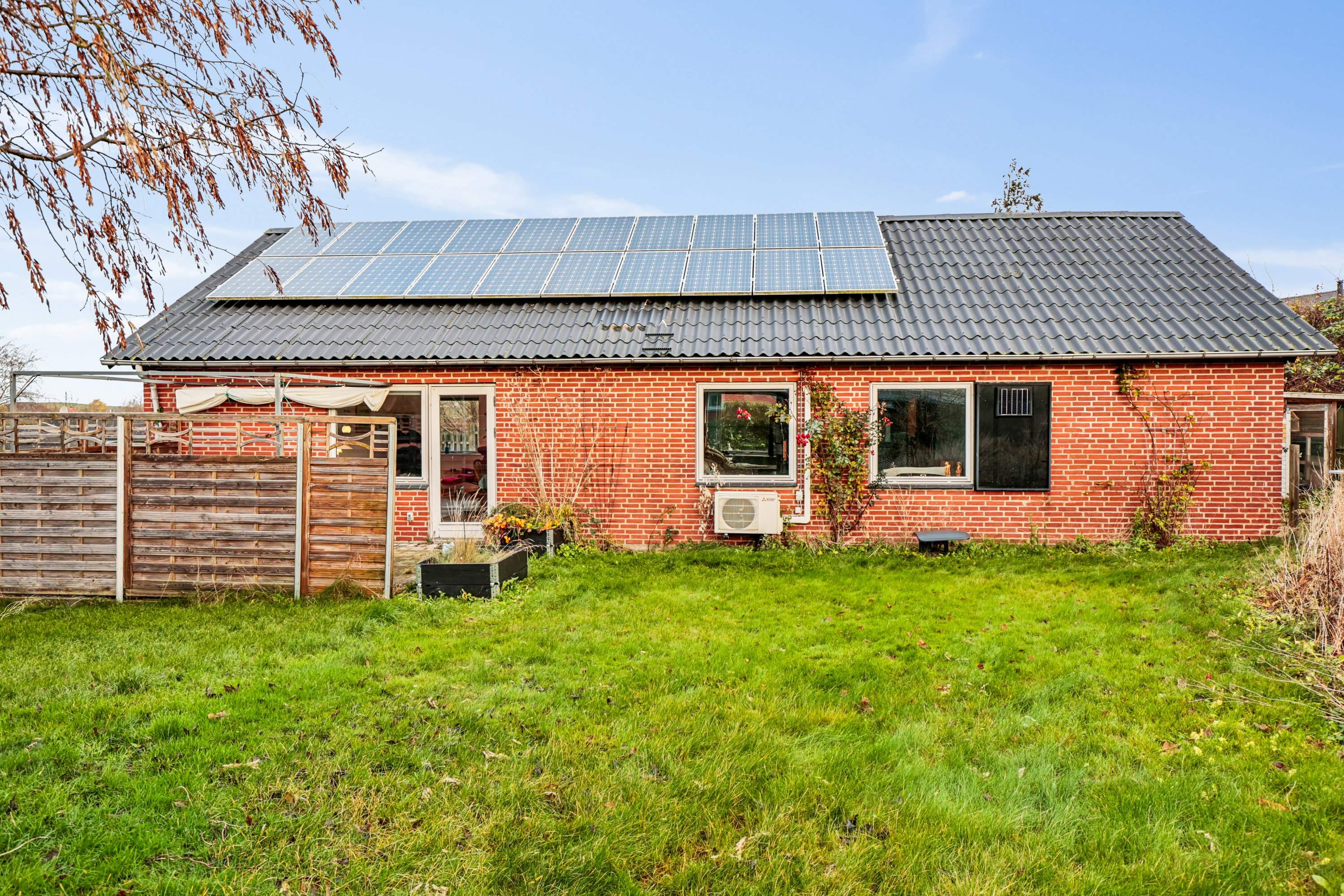 Villa: Ejendom på Mellemvangsvej 6, Særslev, 4460 Snertinge