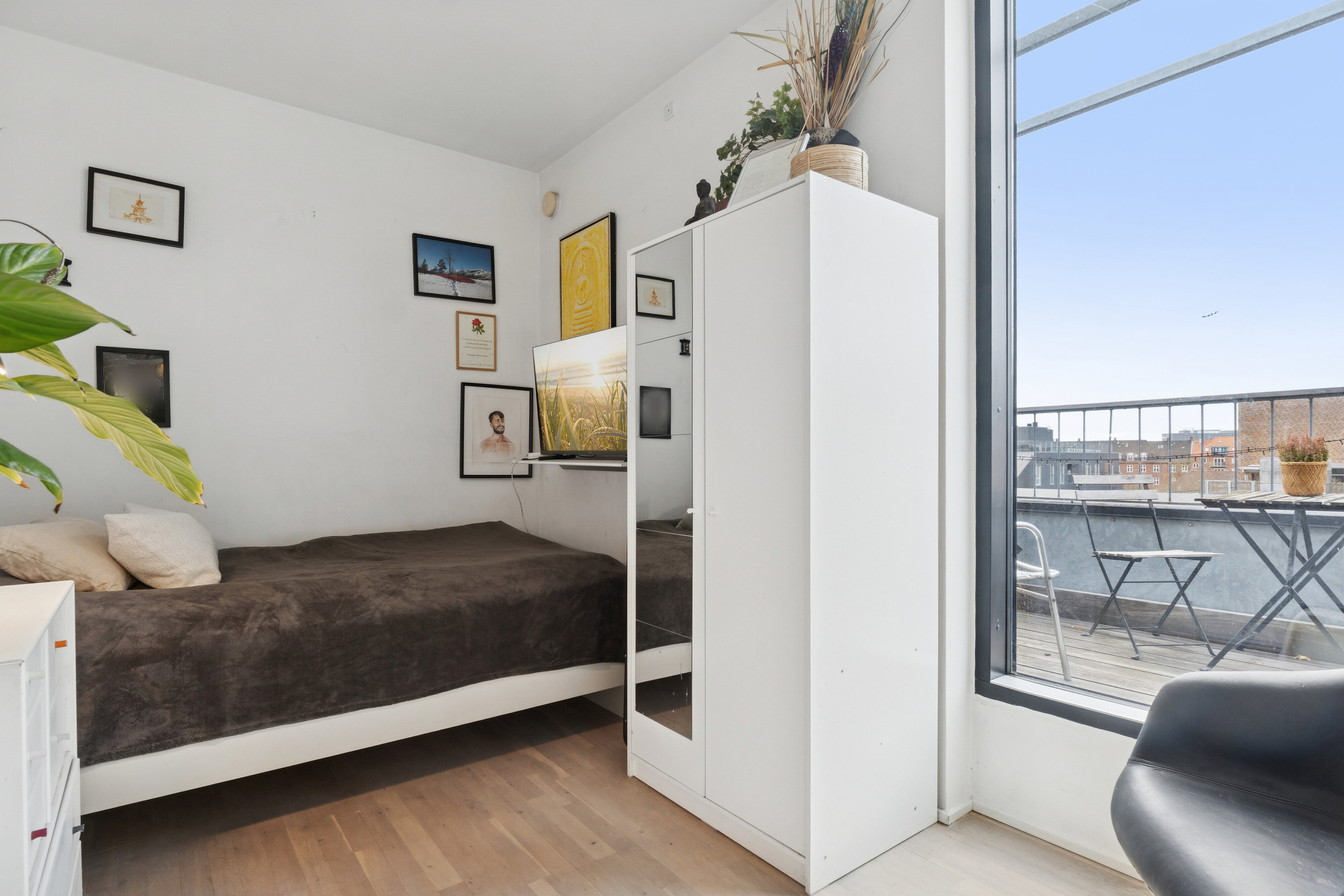Fremhævet soveværelse billede i fuldskærmstilstand. Billede af Dampfærgevej 12, 6. tv., 2100 København Ø