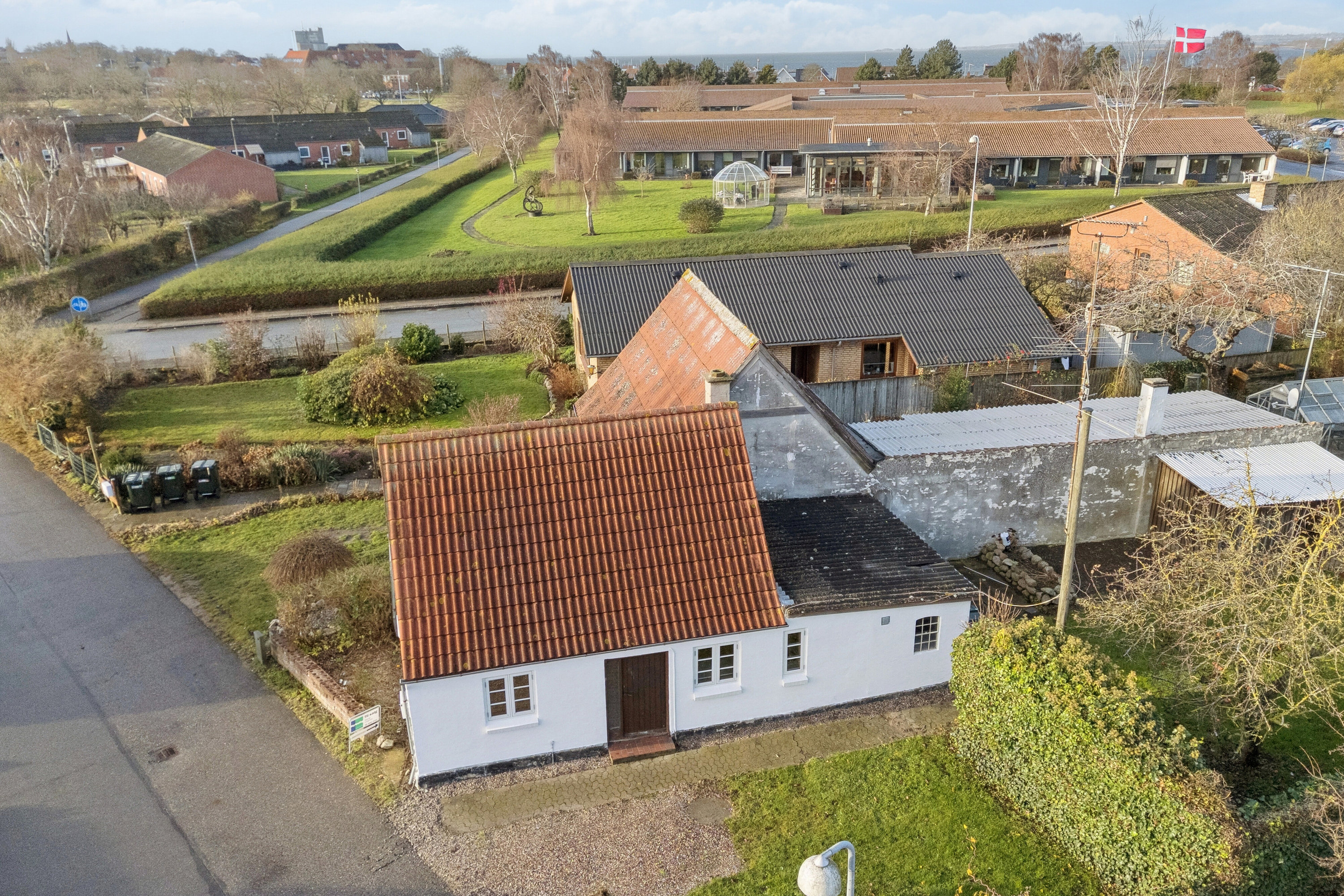 Fremhævet set fra vejen billede i fuldskærmstilstand. Billede af Viebæltet 31, 5900 Rudkøbing