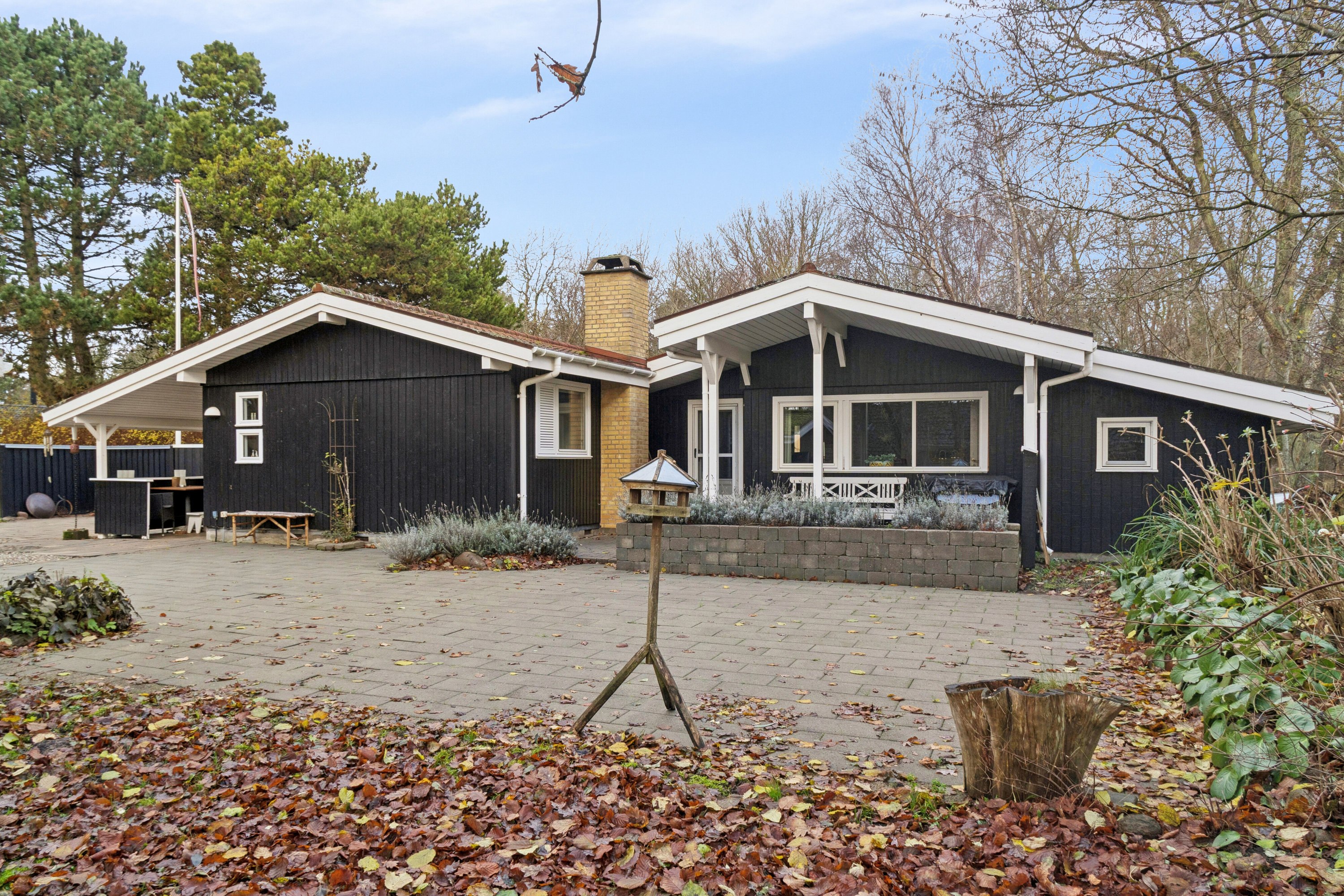 Fremhævet set fra haven billede i fuldskærmstilstand. Billede af Lillerisvænget 6, Bildsø, 4200 Slagelse