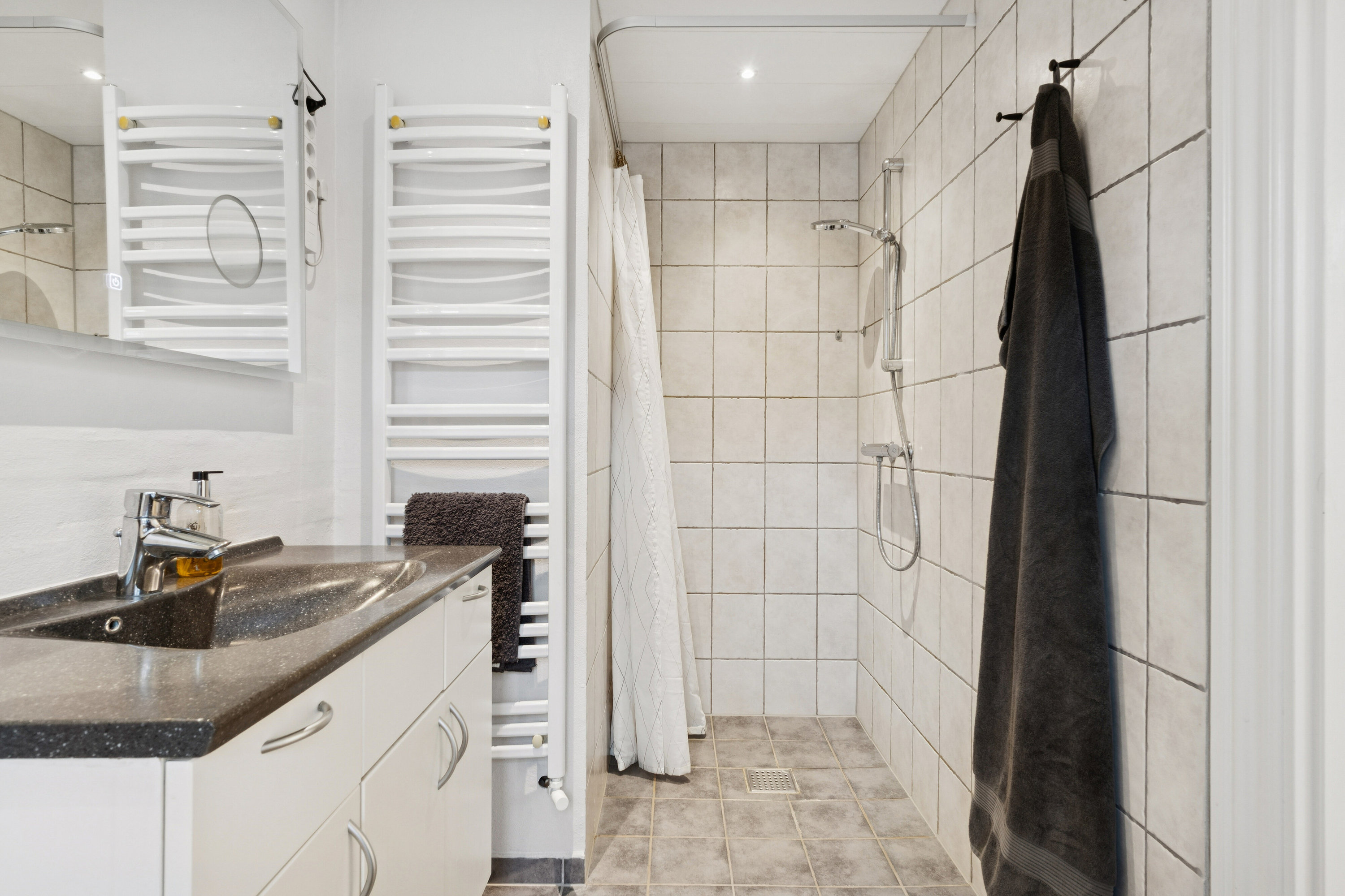 Fremhævet badeværelse billede i fuldskærmstilstand. Billede af Odensevej 84E, Herrested, 5853 Ørbæk