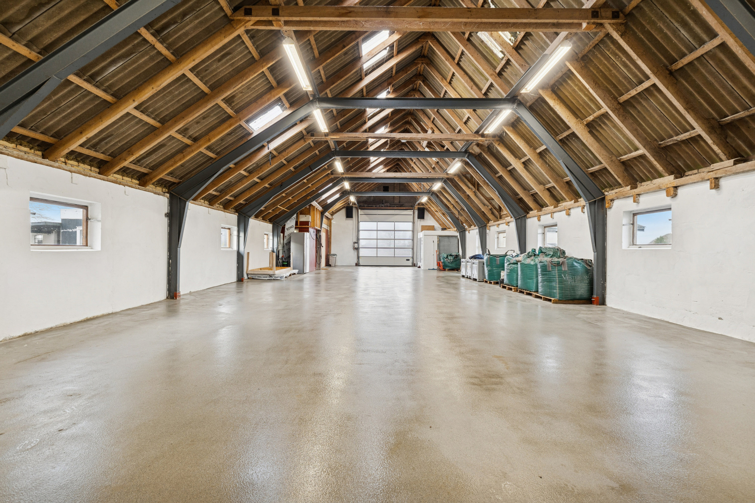 Fremhævet hal billede i fuldskærmstilstand. Billede af Odensevej 84E, Herrested, 5853 Ørbæk