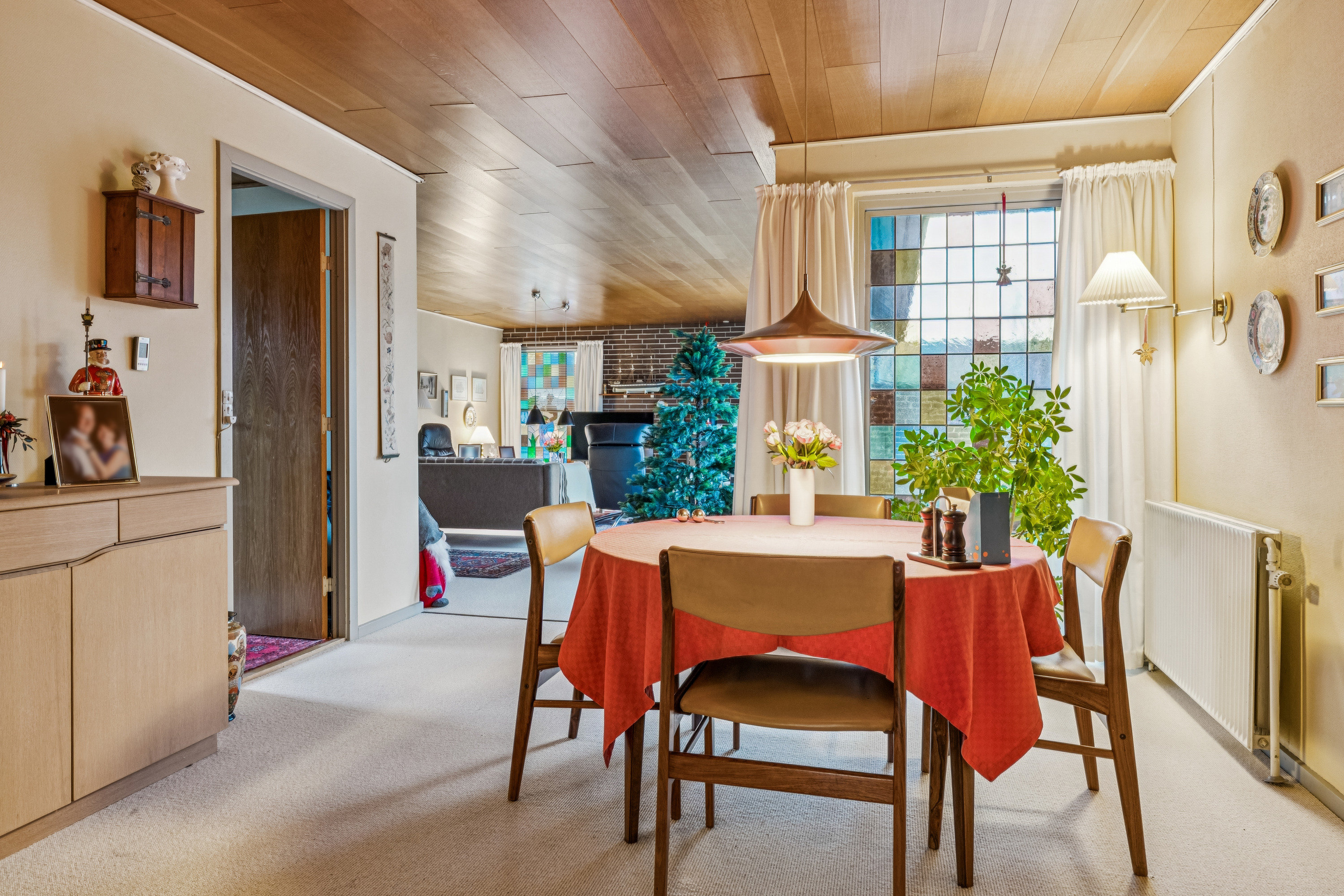 Fremhævet spisestue billede i fuldskærmstilstand. Billede af Æblevangen 56, 9000 Aalborg