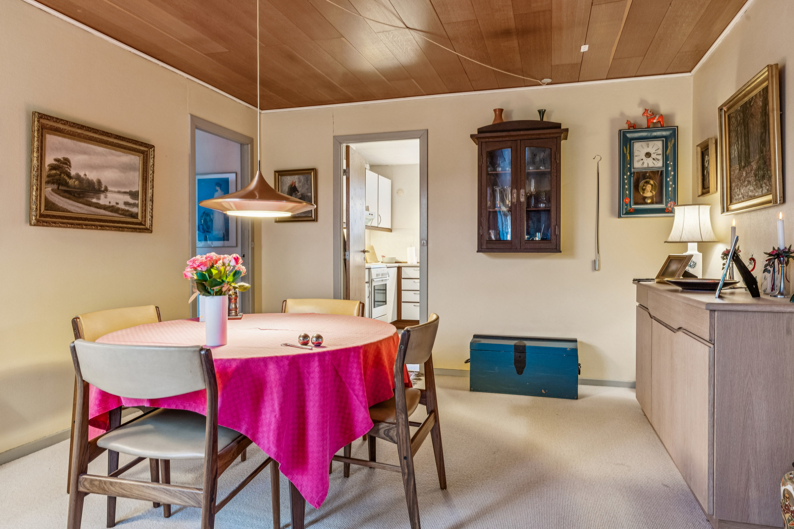 Fremhævet stue billede i fuldskærmstilstand. Billede af Æblevangen 56, 9000 Aalborg