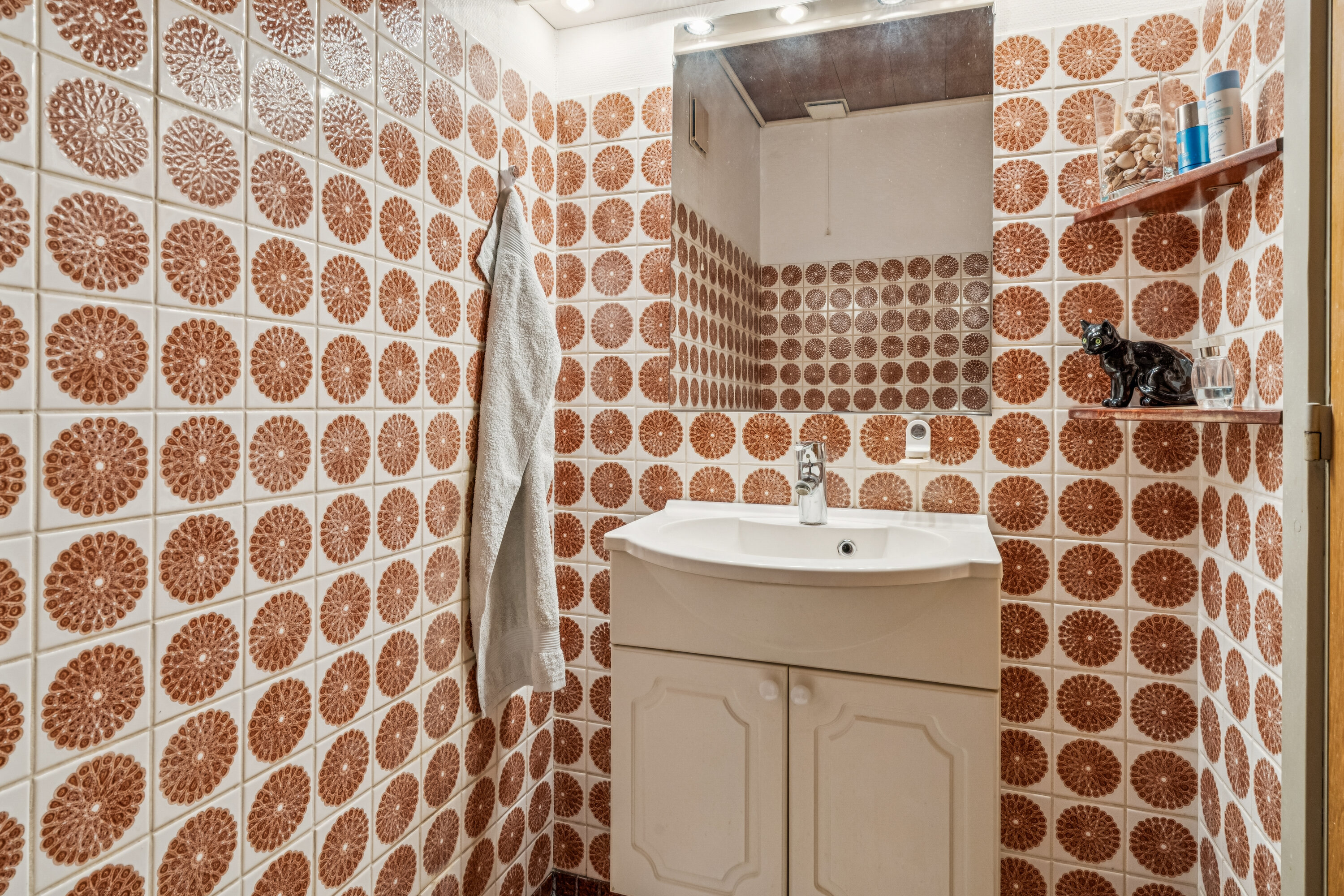 Fremhævet badeværelse billede i fuldskærmstilstand. Billede af Æblevangen 56, 9000 Aalborg