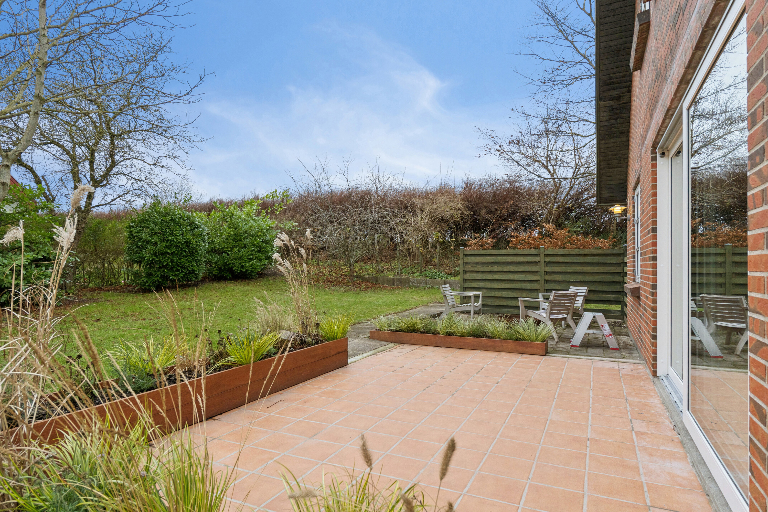 Fremhævet udendørs billede i fuldskærmstilstand. Billede af Næråparken 8, Sønder Nærå, 5792 Årslev