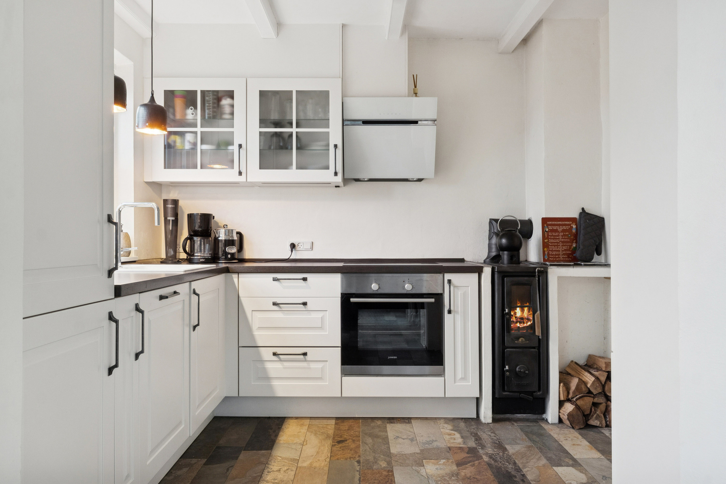 Fremhævet køkken billede i fuldskærmstilstand. Billede af Kongsmarkvej 181, 4200 Slagelse