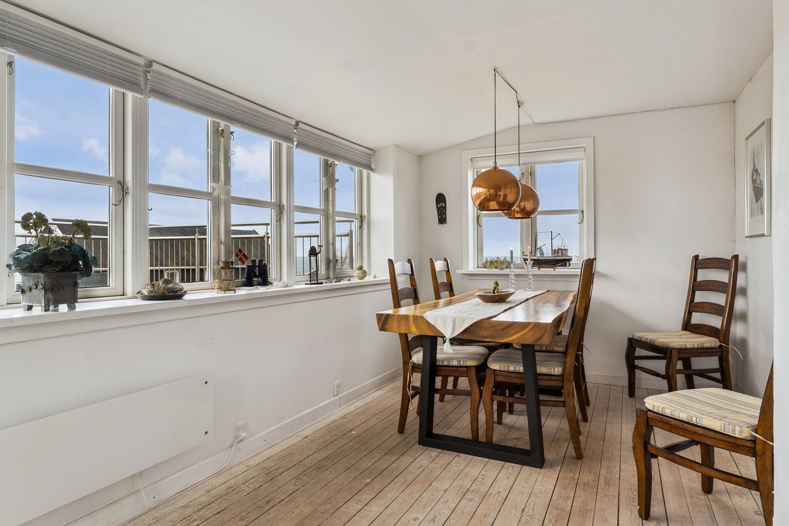 Fremhævet spisestue billede i fuldskærmstilstand. Billede af Kongsmarkvej 181, 4200 Slagelse