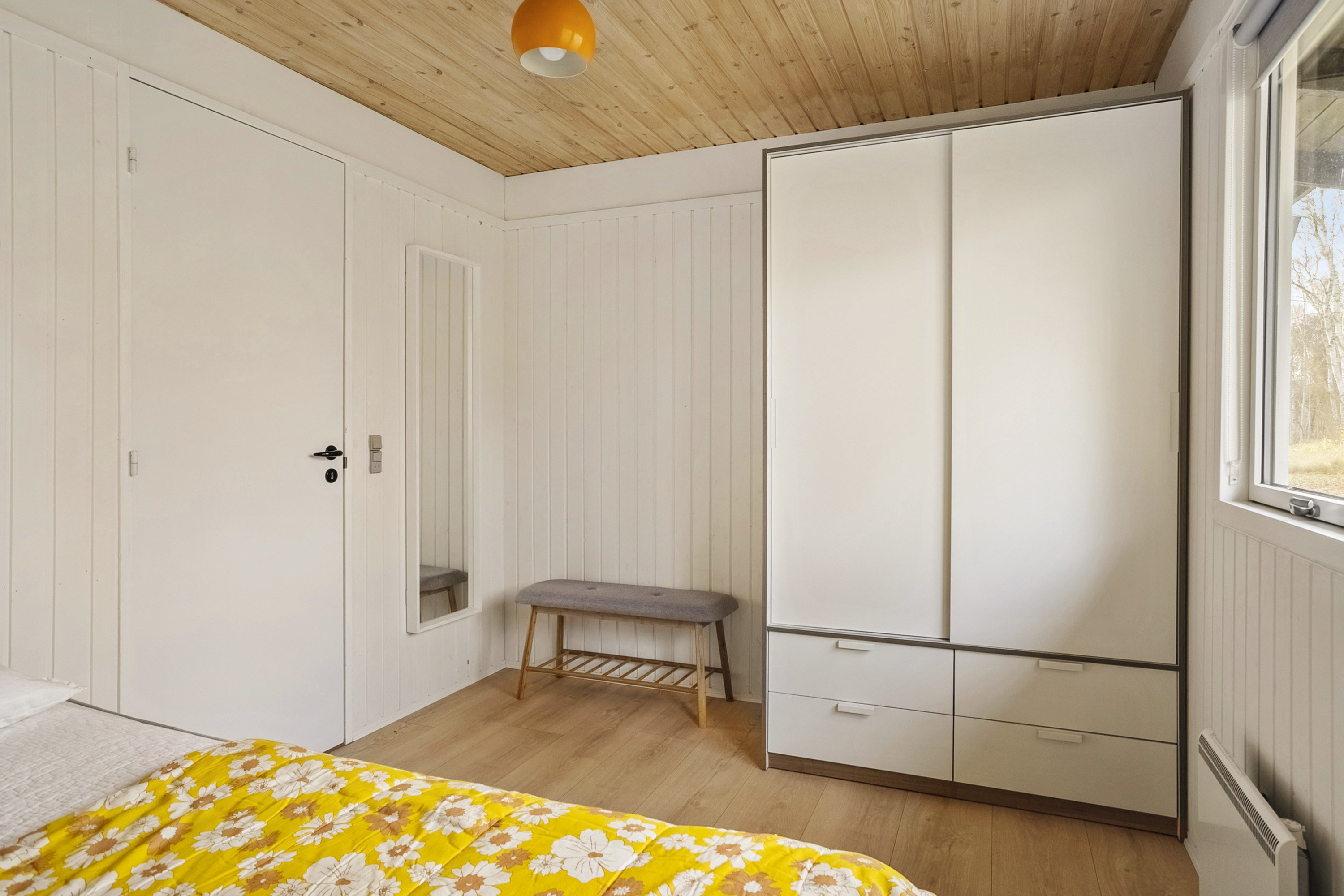 Fremhævet soveværelse billede i fuldskærmstilstand. Billede af Hjertegræsvej 22, 8789 Endelave