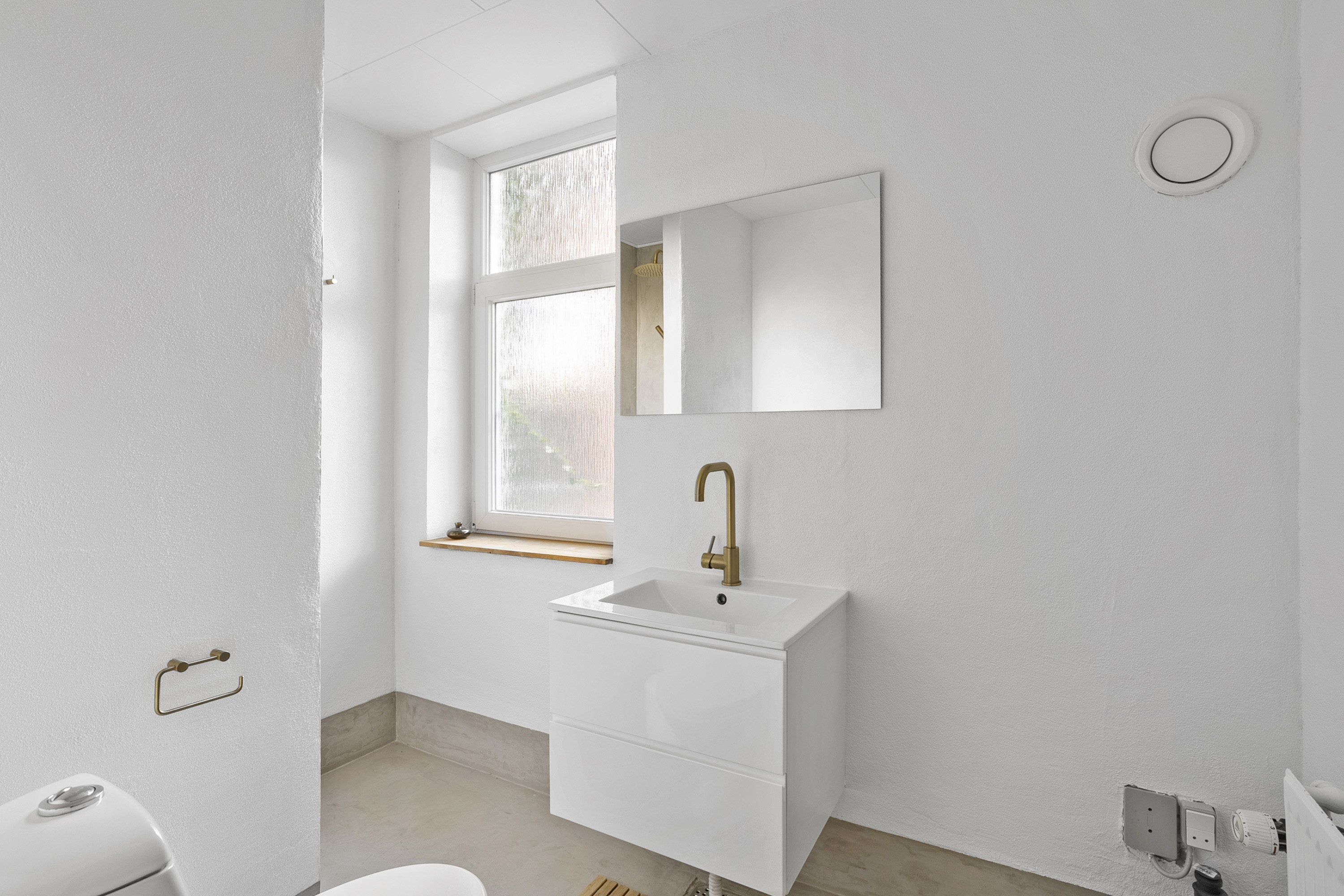 Fremhævet badeværelse billede i fuldskærmstilstand. Billede af Strandvej 32, 4220 Korsør