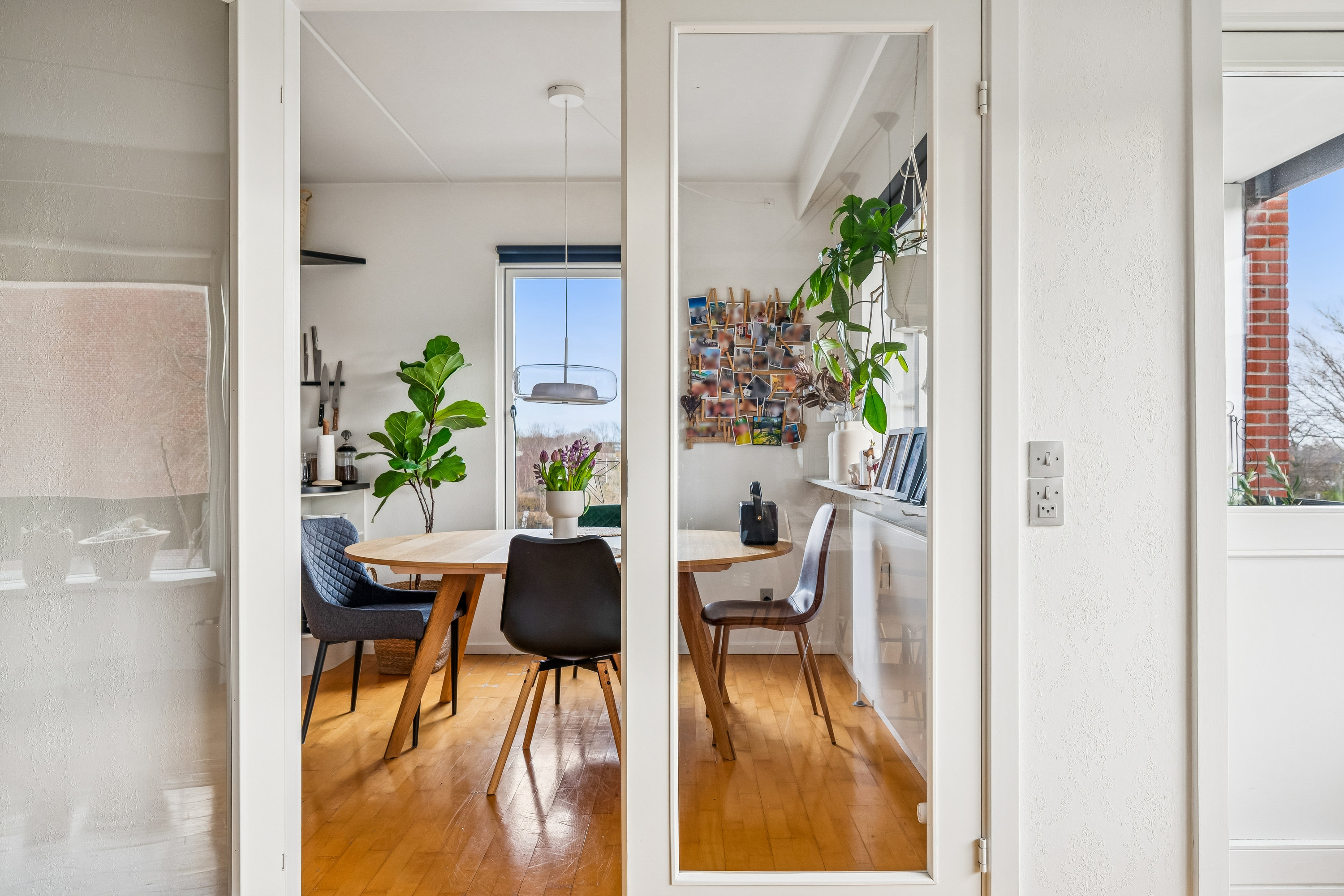 Fremhævet gang billede i fuldskærmstilstand. Billede af Brobjerg Parkvej 21, 1. 4., 8250 Egå