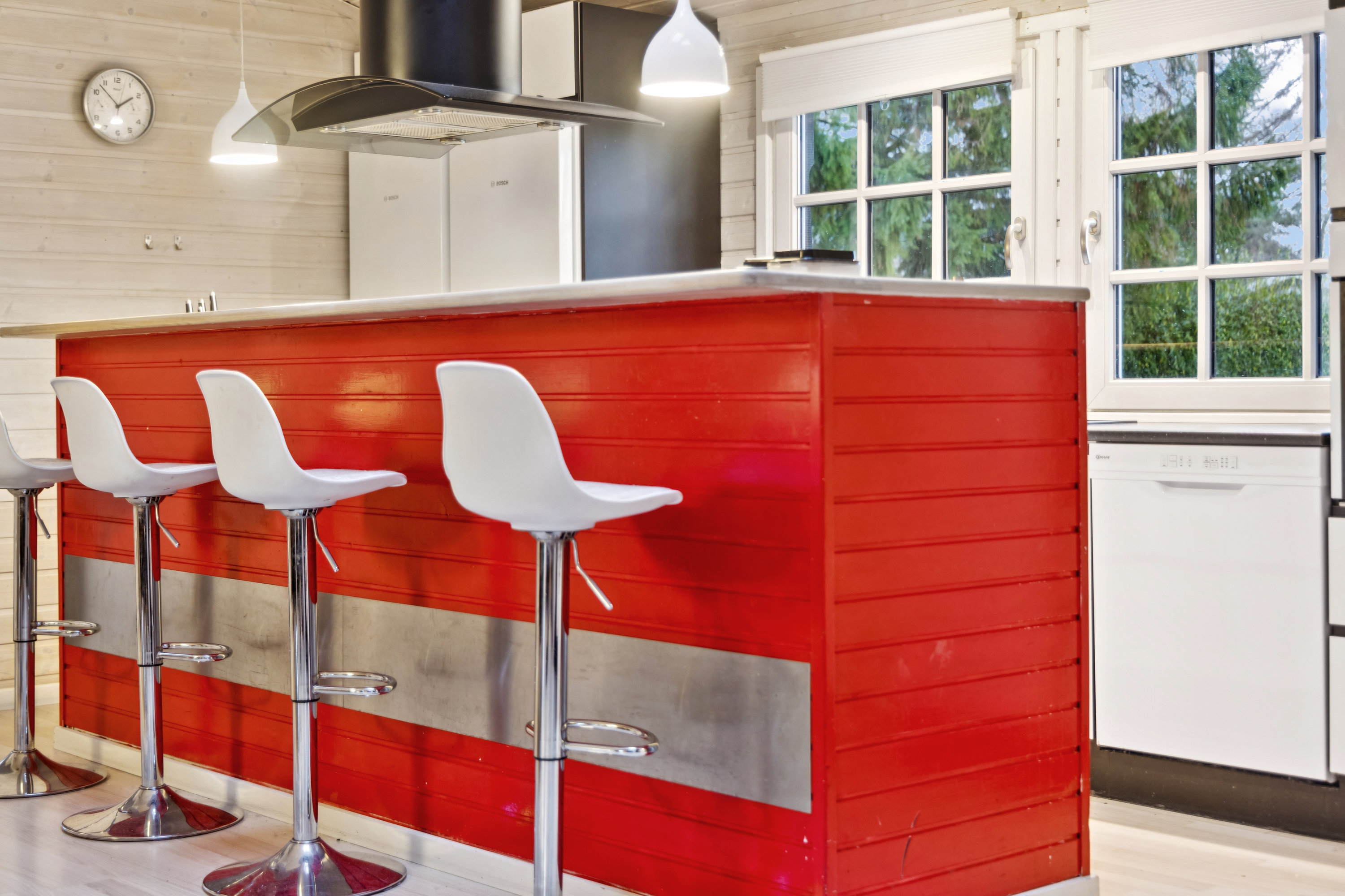 Fremhævet køkken billede i fuldskærmstilstand. Billede af Sommervej 11, 9370 Hals