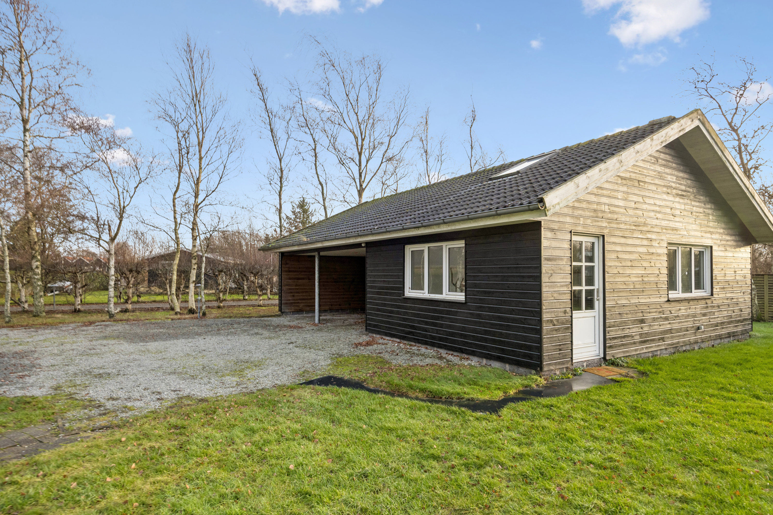 Fremhævet andet billede i fuldskærmstilstand. Billede af Sommervej 11, 9370 Hals