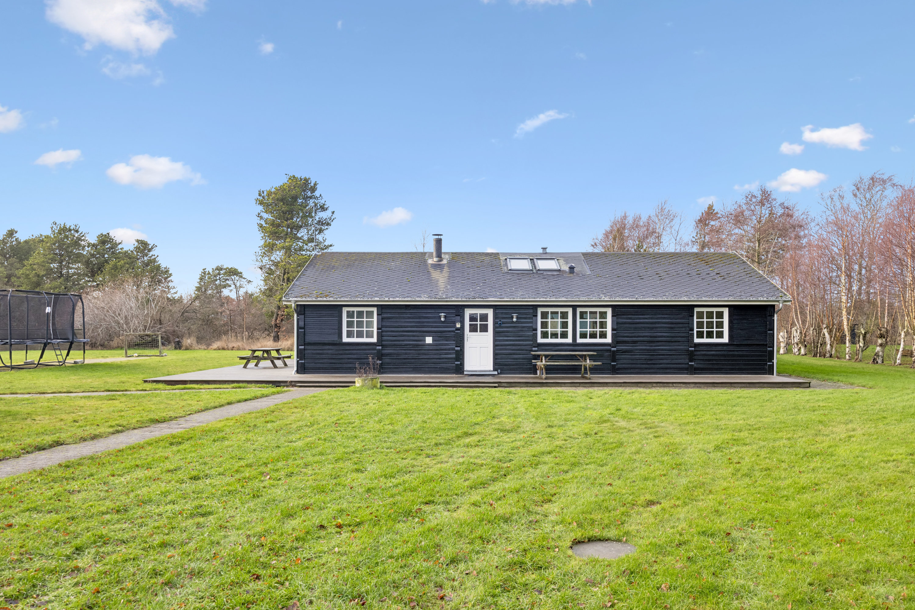 Fremhævet andet billede i fuldskærmstilstand. Billede af Sommervej 11, 9370 Hals