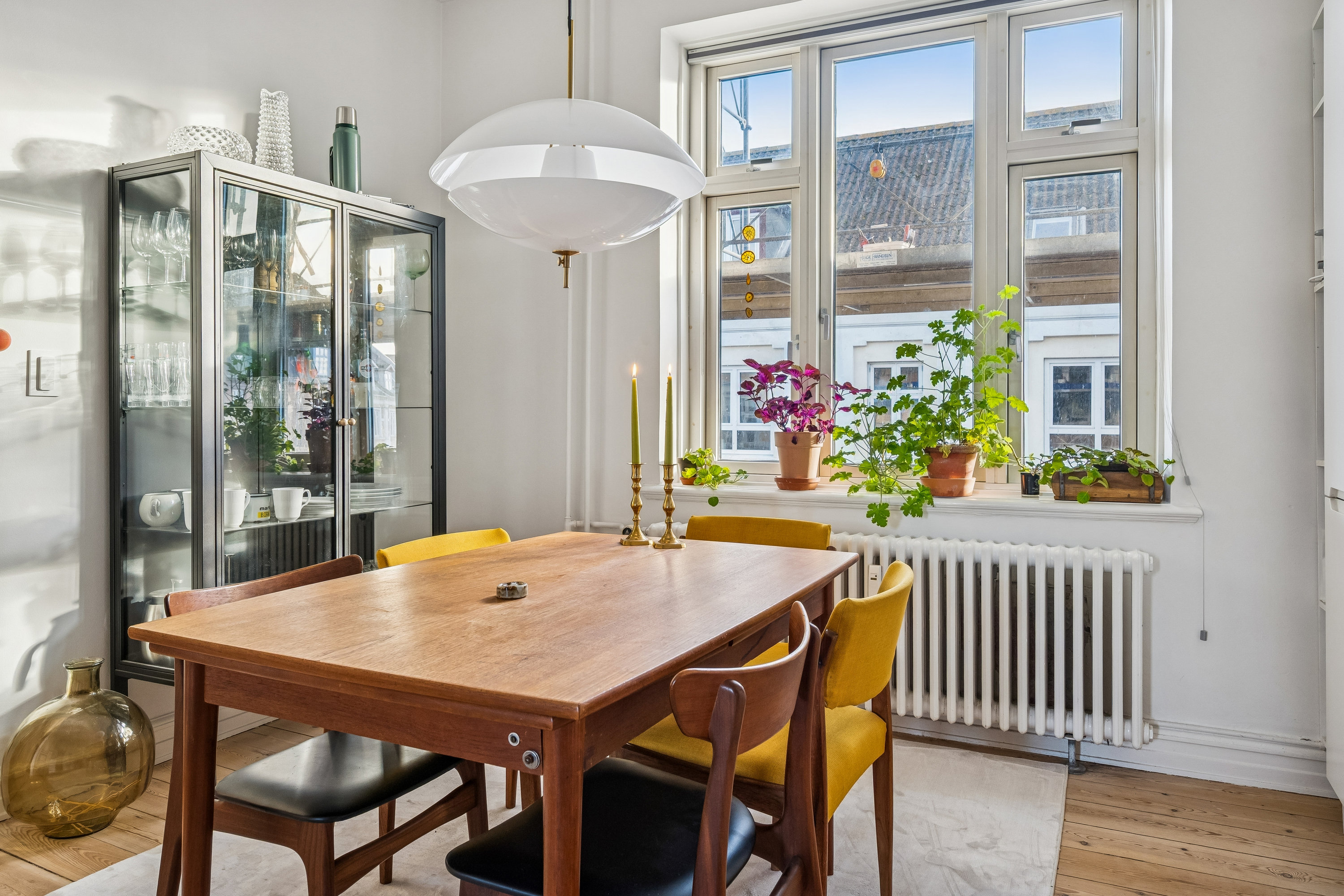 Miniaturebillede 1: spisestue. Billede af Fynsgade 30, 3. th., 8000 Aarhus C