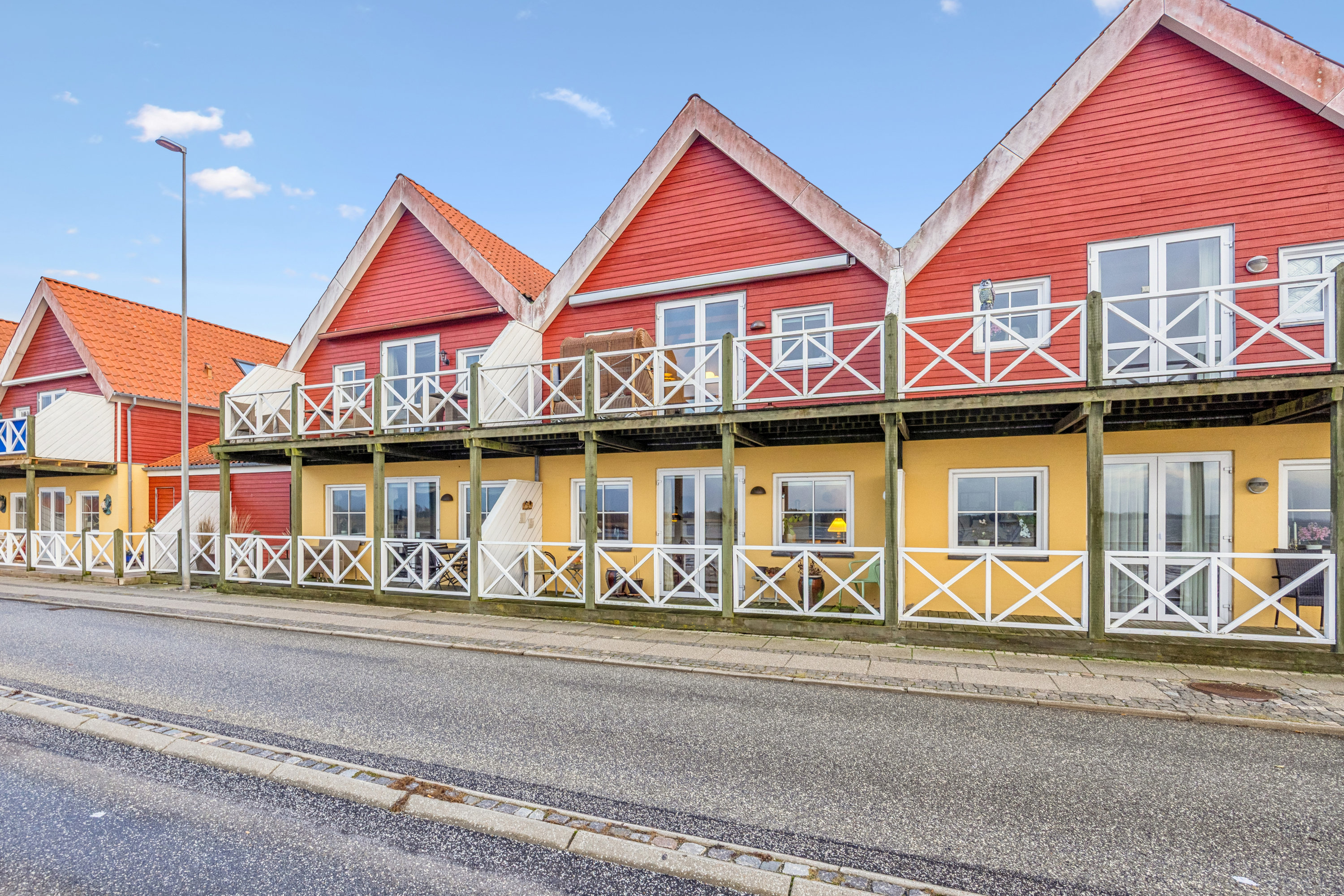 Fremhævet andet billede i fuldskærmstilstand. Billede af Vestpieren 10, 9370 Hals