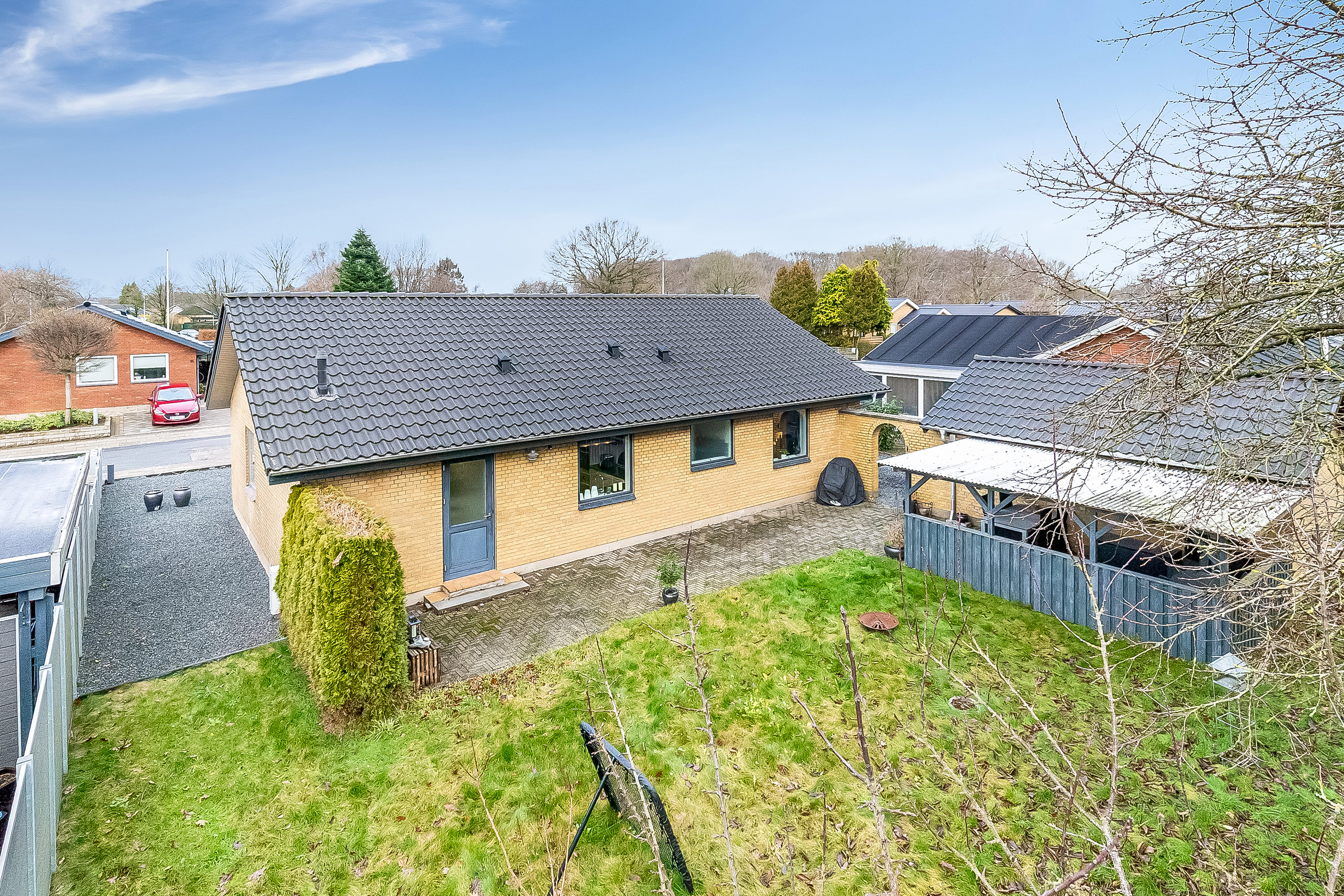 Fremhævet mastefoto billede i fuldskærmstilstand. Billede af Hvidøre 10, 6580 Vamdrup