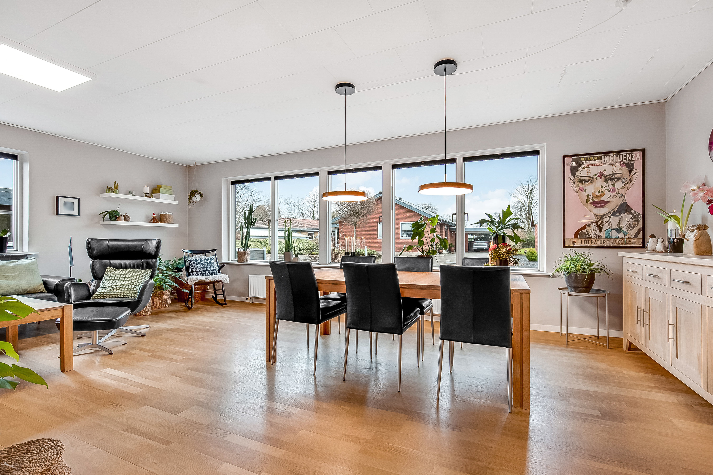 Fremhævet stue billede i fuldskærmstilstand. Billede af Hvidøre 10, 6580 Vamdrup