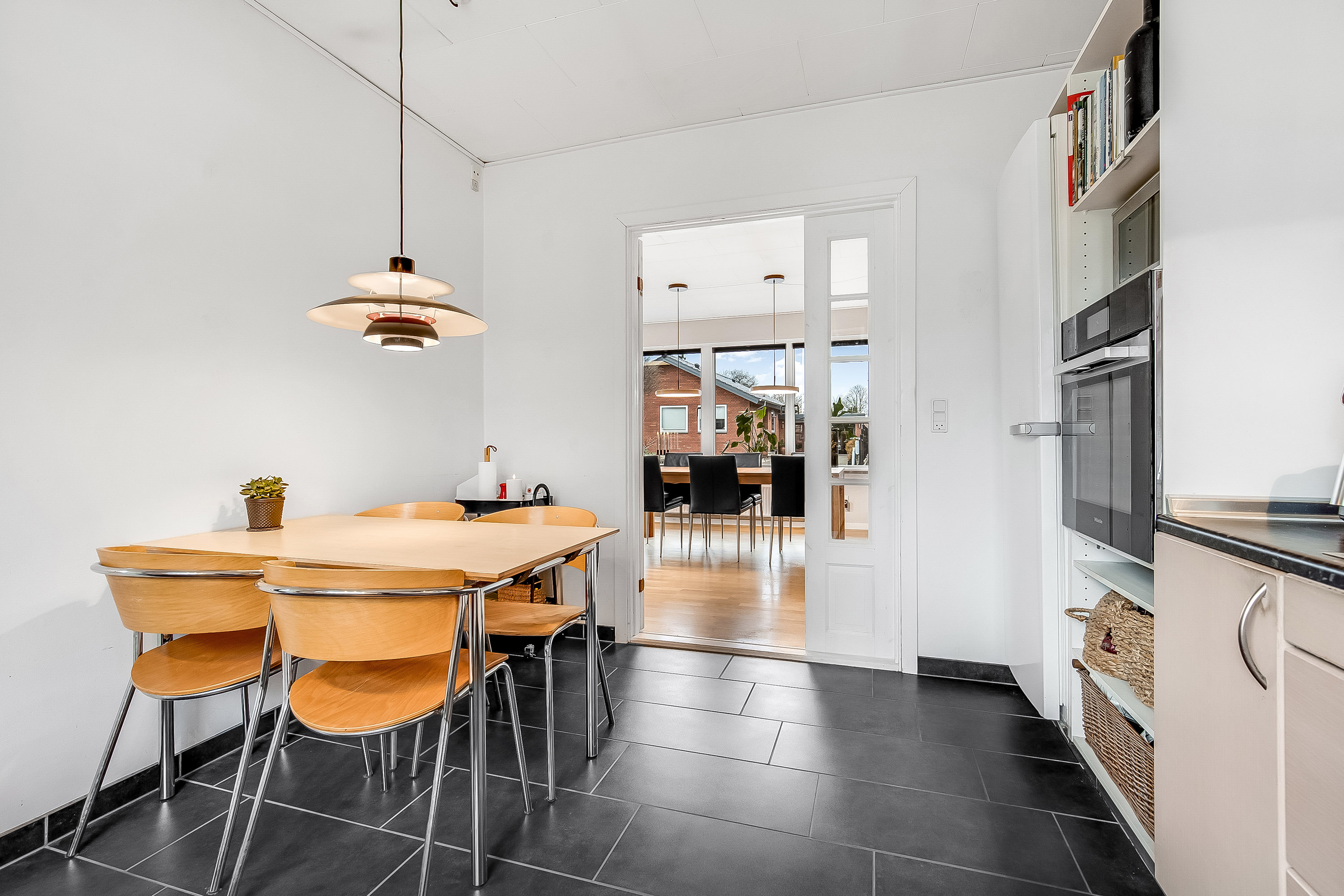 Fremhævet køkken billede i fuldskærmstilstand. Billede af Hvidøre 10, 6580 Vamdrup