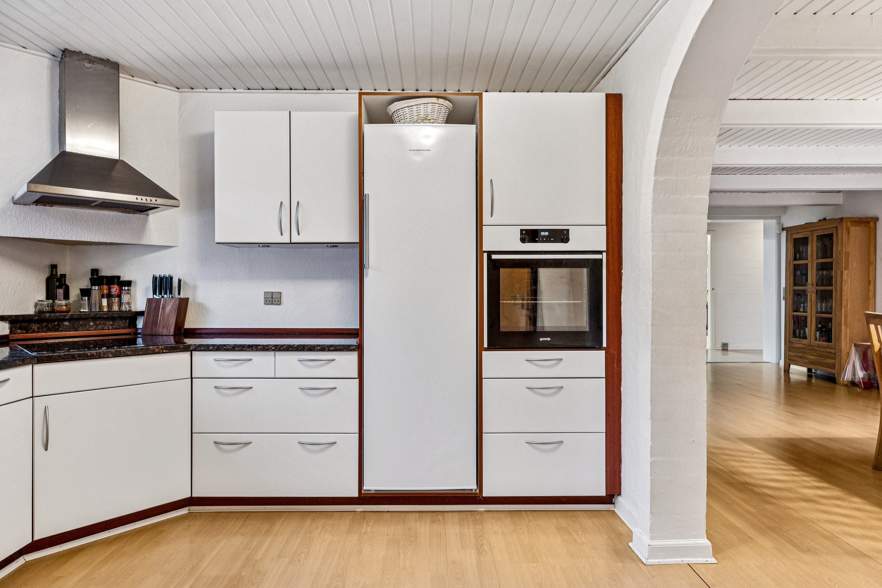 Fremhævet køkken billede i fuldskærmstilstand. Billede af Kjemtrupvej 7, Rørbæk, 9500 Hobro