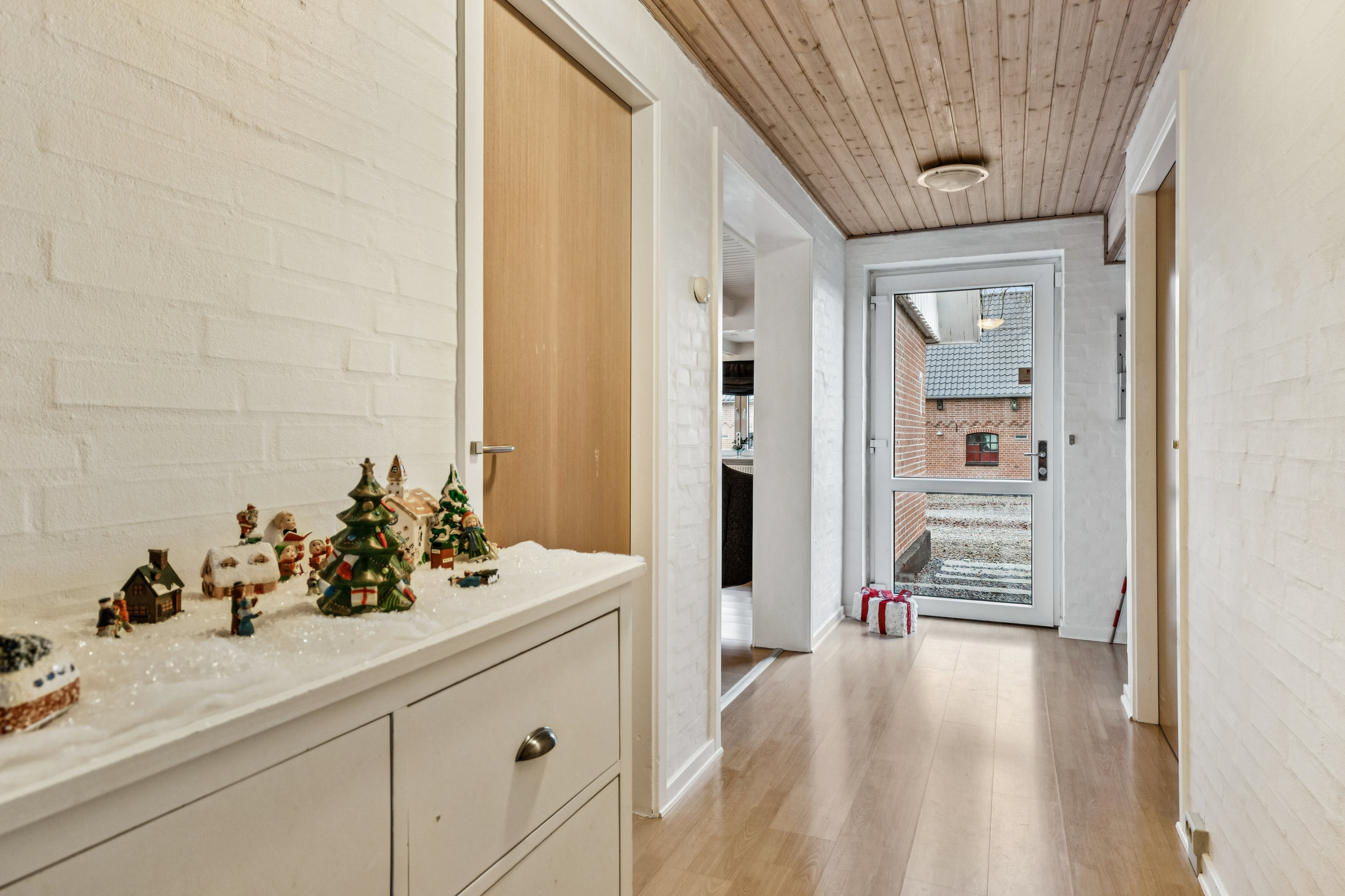 Fremhævet gang billede i fuldskærmstilstand. Billede af Kjemtrupvej 7, Rørbæk, 9500 Hobro