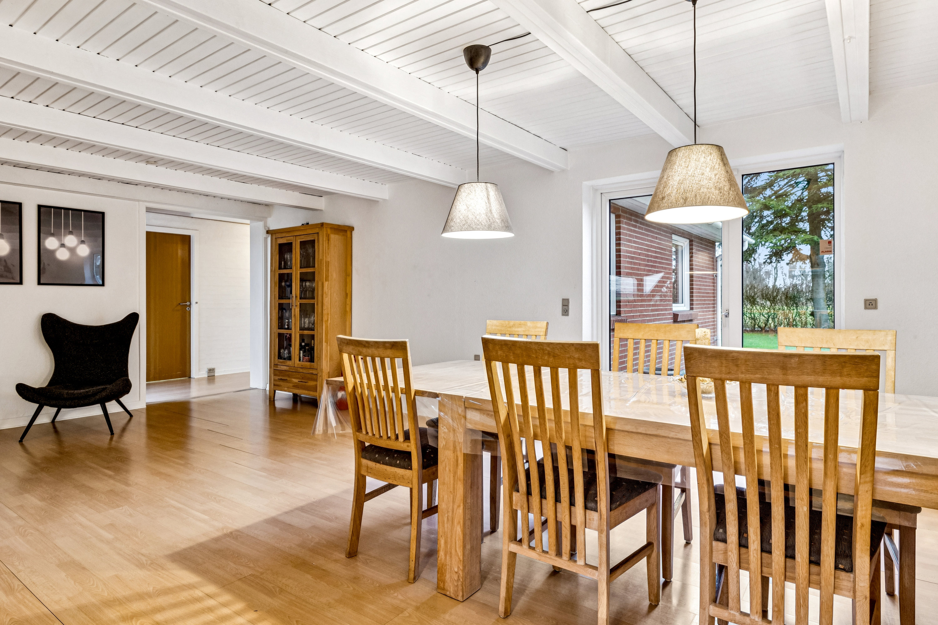 Fremhævet stue billede i fuldskærmstilstand. Billede af Kjemtrupvej 7, Rørbæk, 9500 Hobro