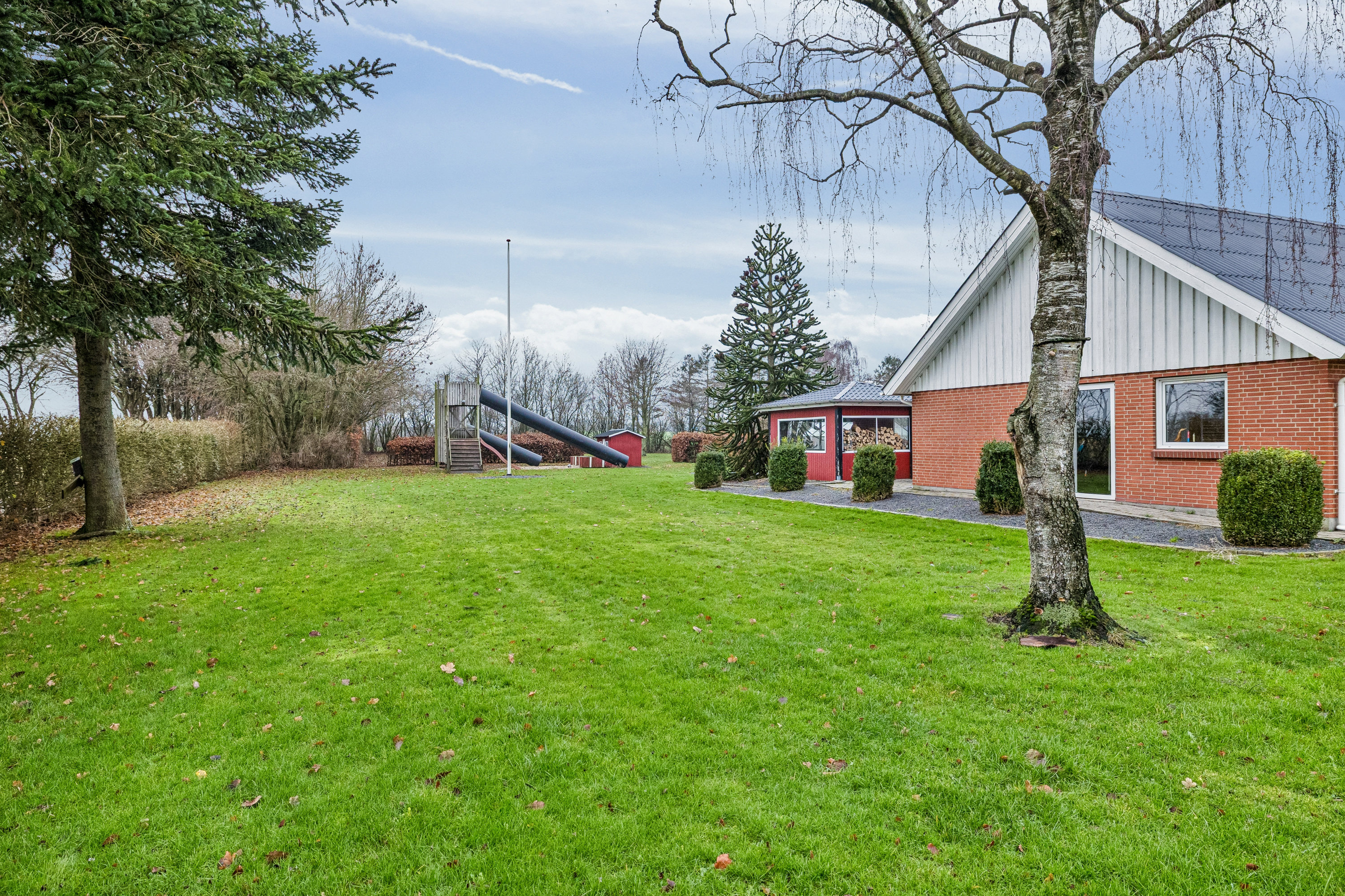 Fremhævet have billede i fuldskærmstilstand. Billede af Kjemtrupvej 7, Rørbæk, 9500 Hobro