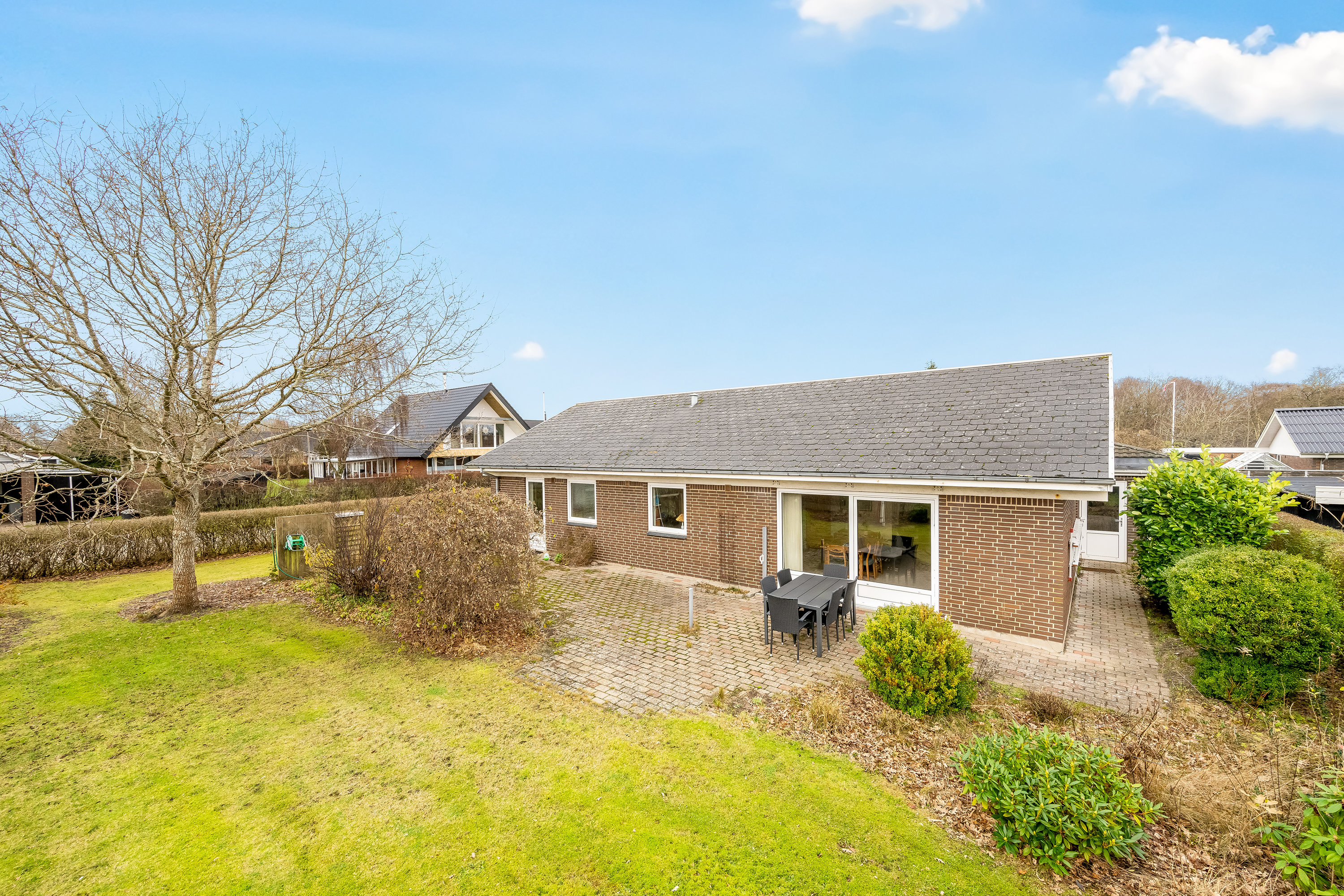 Miniaturebillede 1: facade. Billede af Åbrinken 28, 6900 Skjern