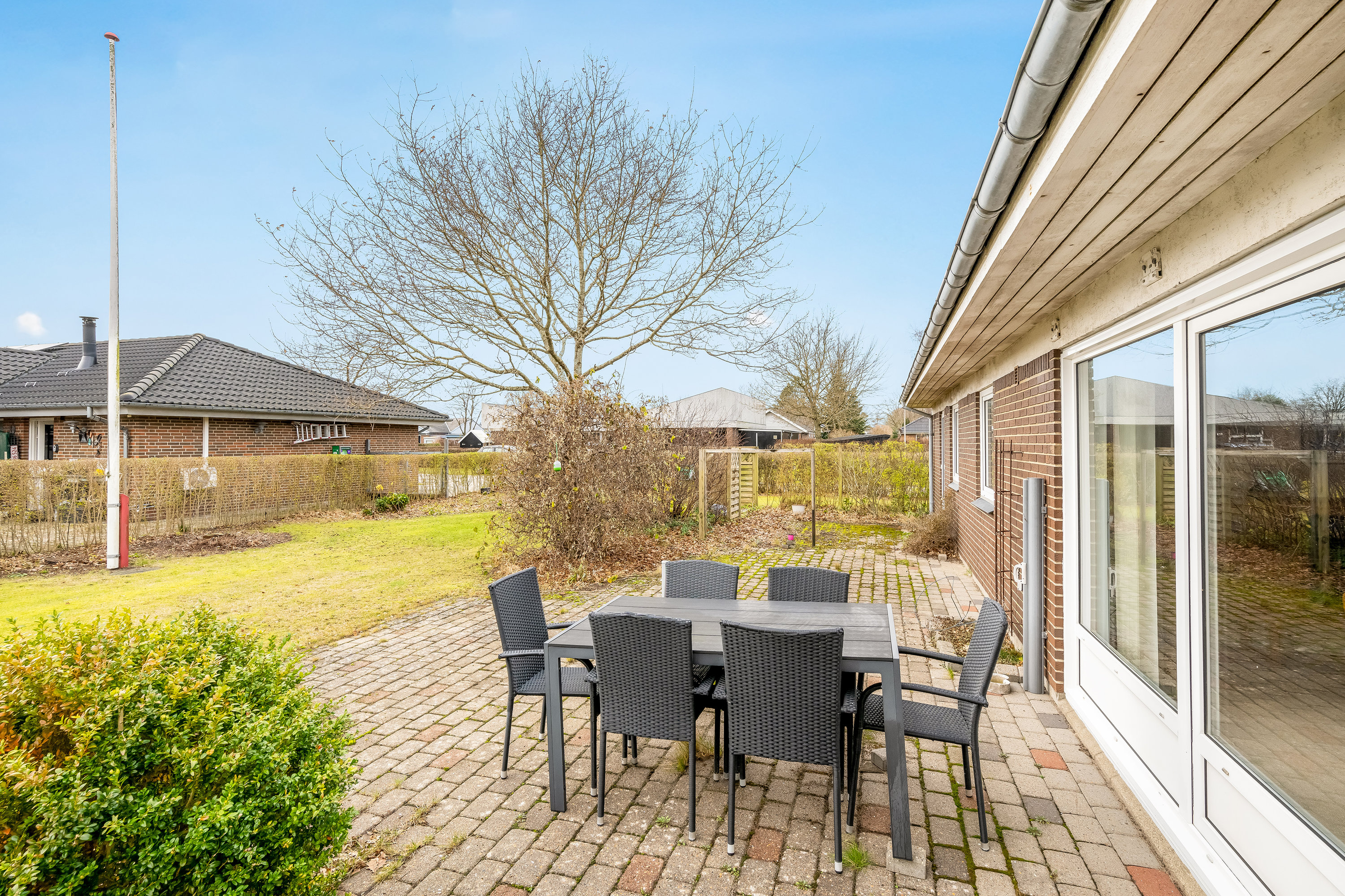 Fremhævet terrasse billede i fuldskærmstilstand. Billede af Åbrinken 28, 6900 Skjern