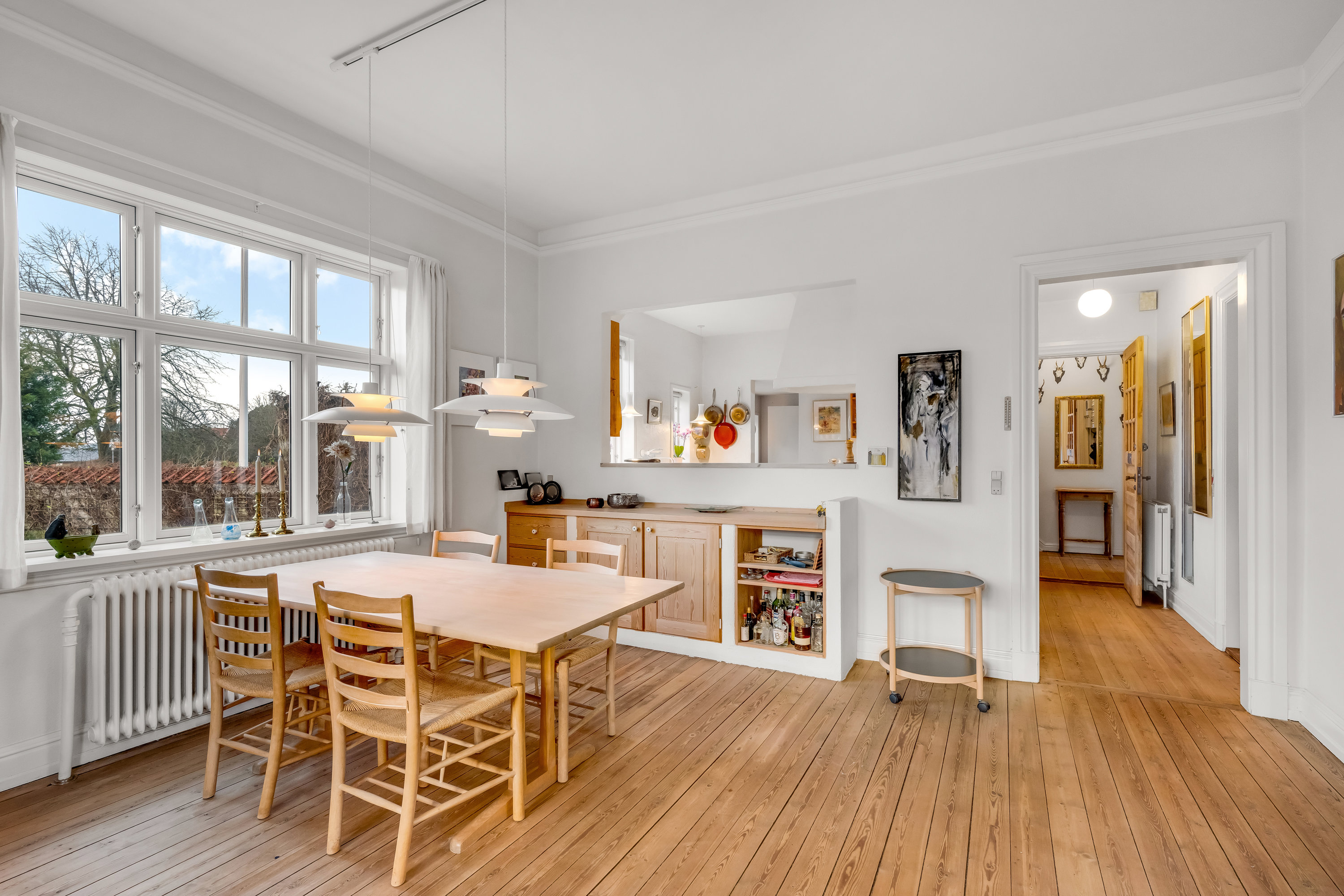 Fremhævet stue billede i fuldskærmstilstand. Billede af Kongevejen 14, 6950 Ringkøbing