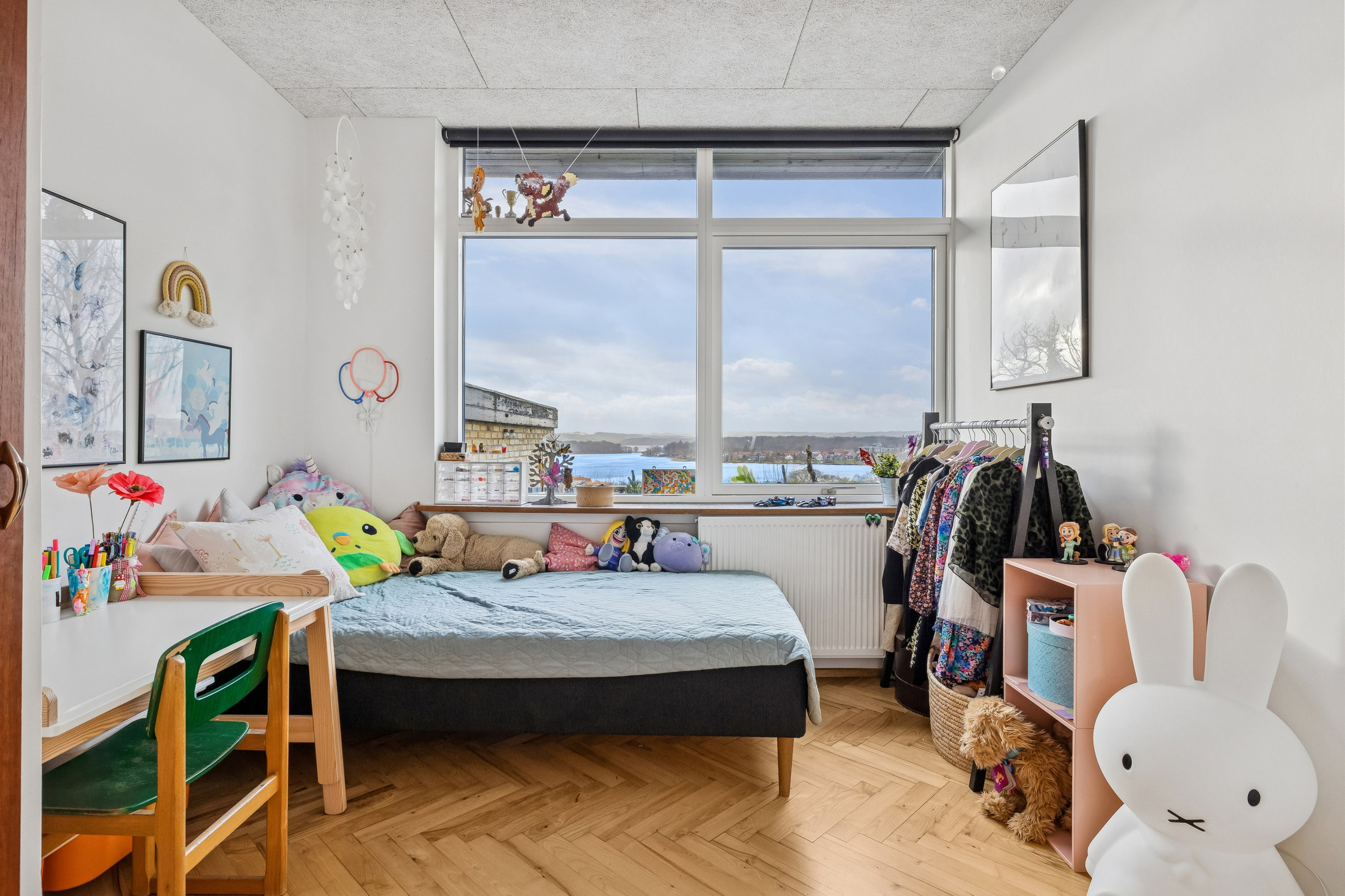 Fremhævet værelse billede i fuldskærmstilstand. Billede af Højdedraget 7, 8660 Skanderborg