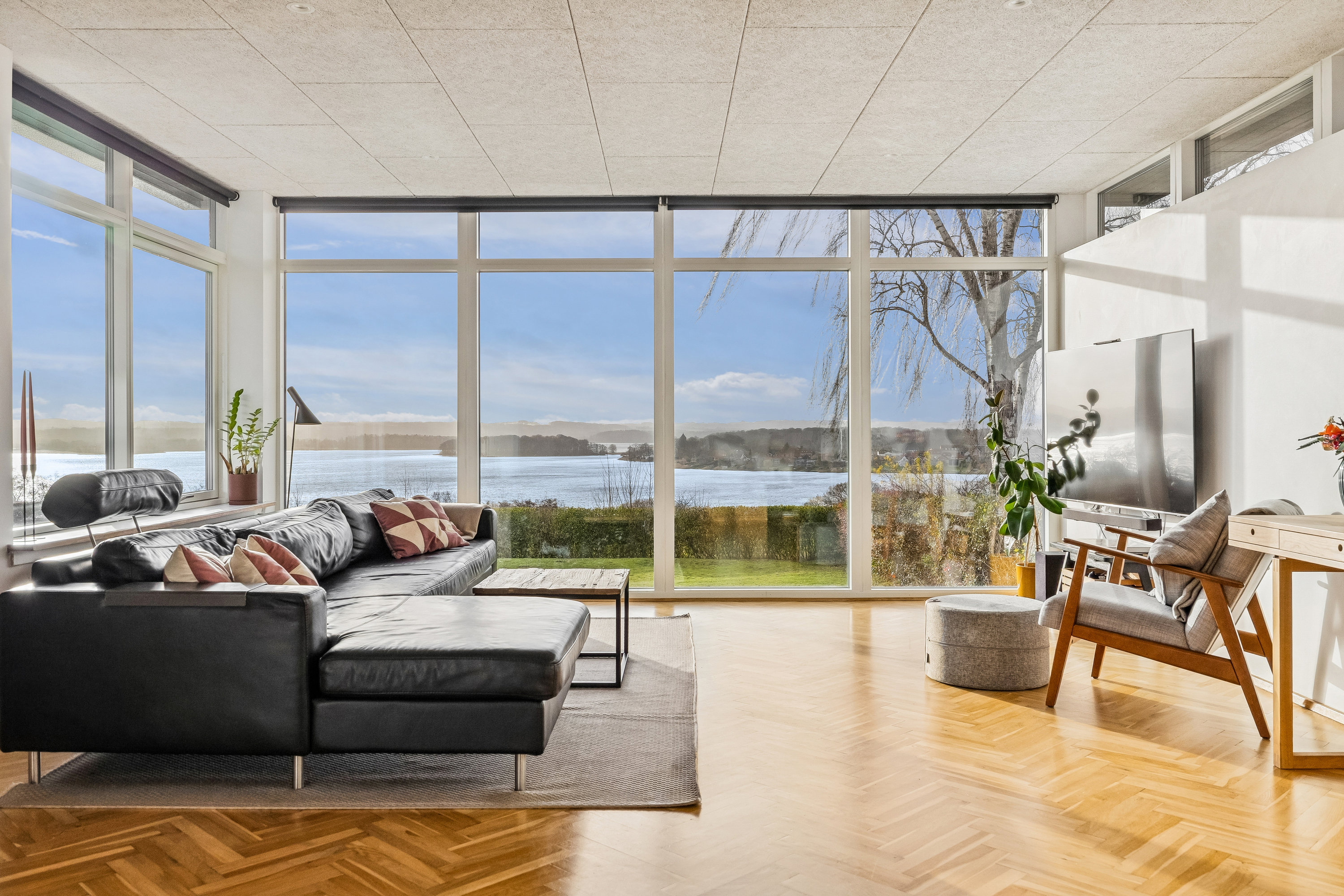 Fremhævet stue billede i fuldskærmstilstand. Billede af Højdedraget 7, 8660 Skanderborg