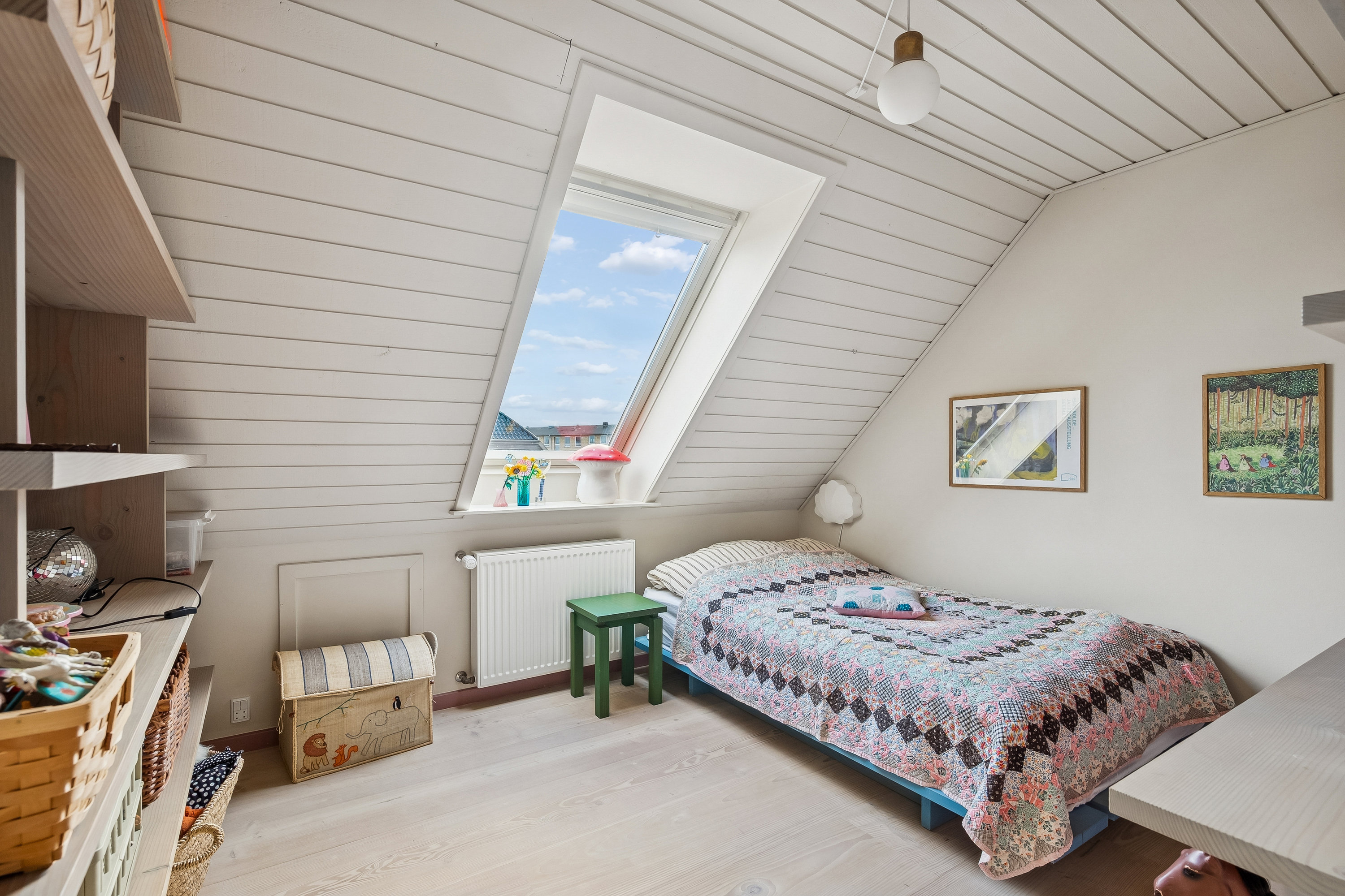 Fremhævet  billede i fuldskærmstilstand. Billede af Østergårds Allé 32, 2500 Valby