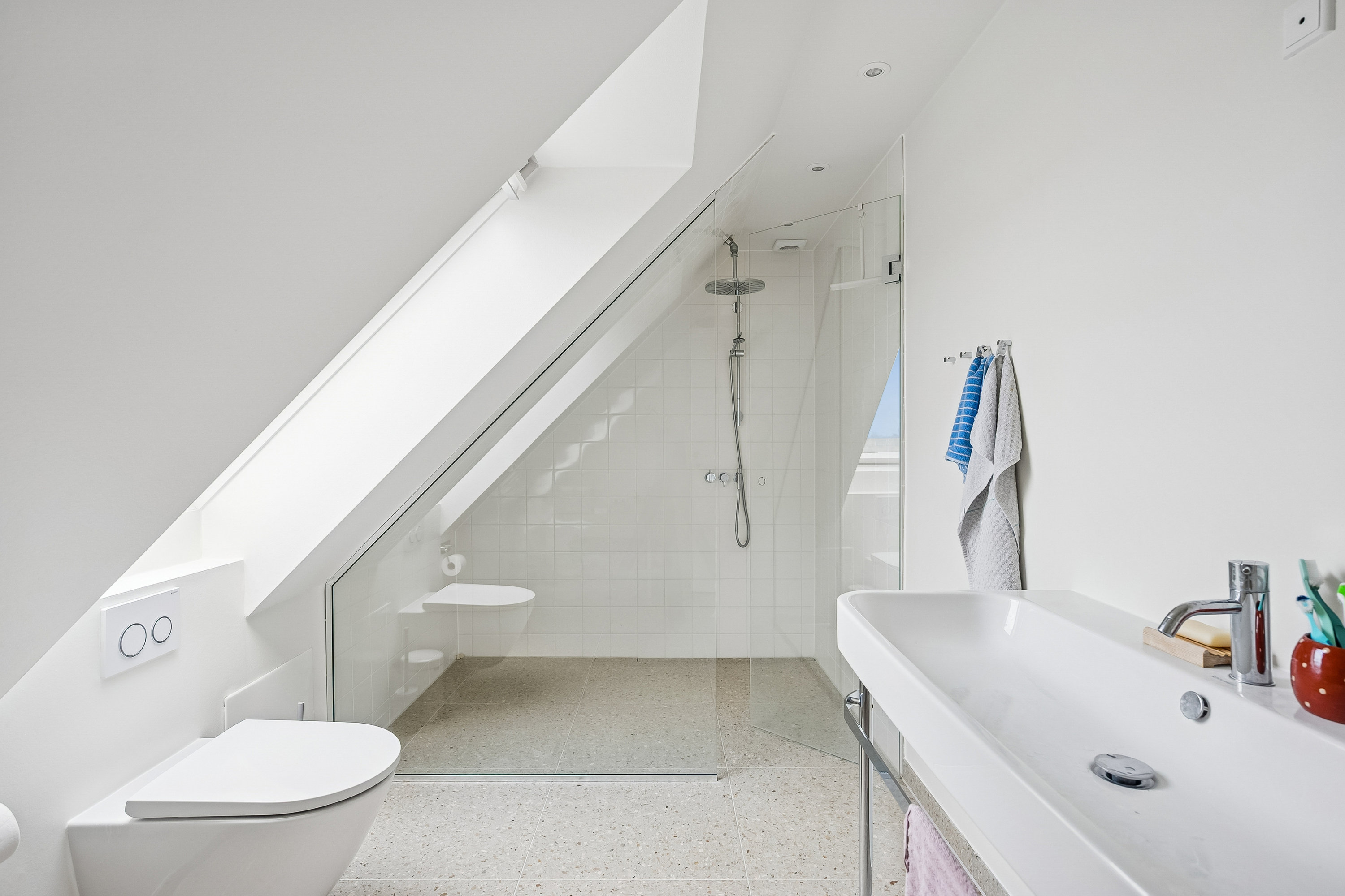 Fremhævet  billede i fuldskærmstilstand. Billede af Østergårds Allé 32, 2500 Valby