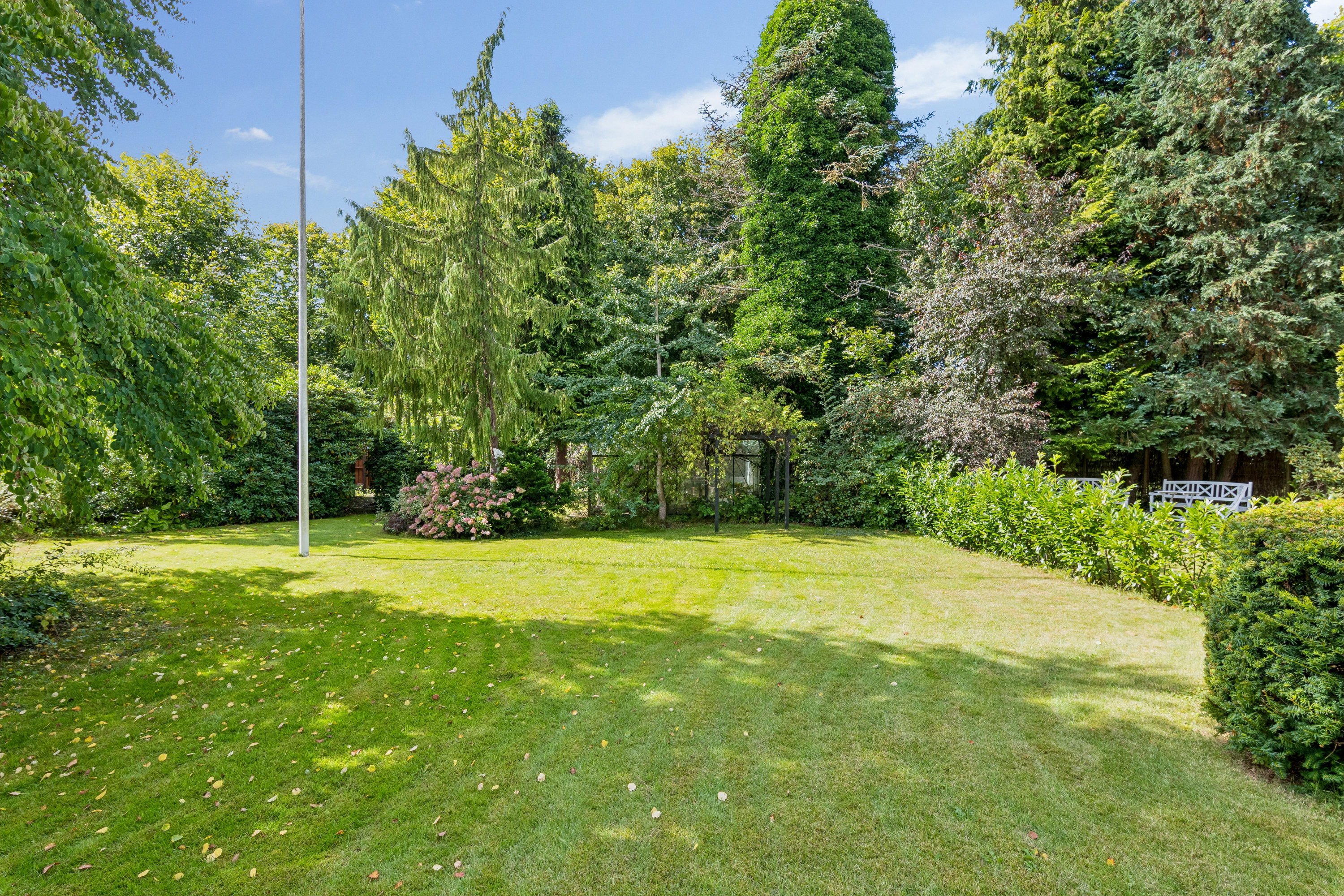 Fremhævet have billede i fuldskærmstilstand. Billede af Skovvejen 29, 8850 Bjerringbro