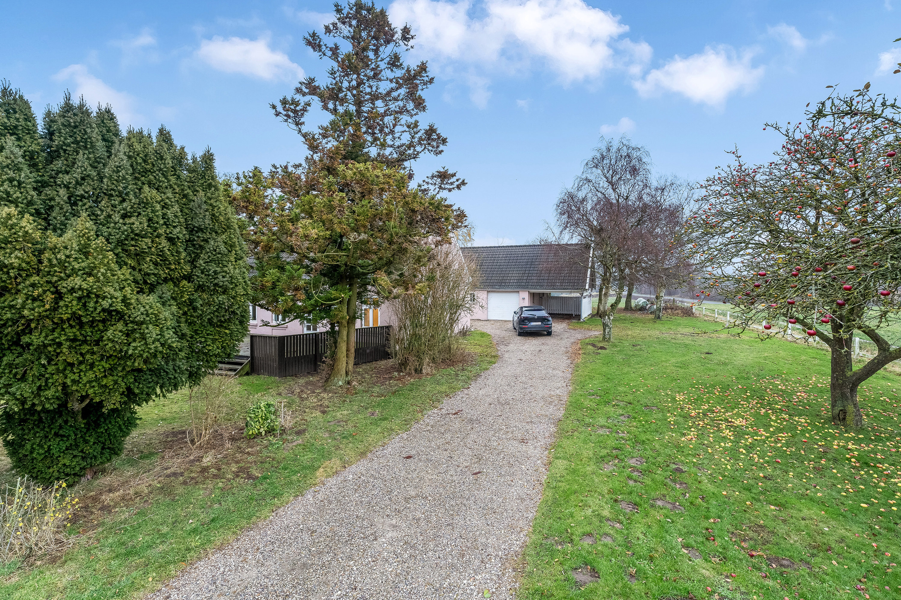 Fremhævet mastefoto billede i fuldskærmstilstand. Billede af Kårup Vænge 2, Godsted, 4894 Øster Ulslev