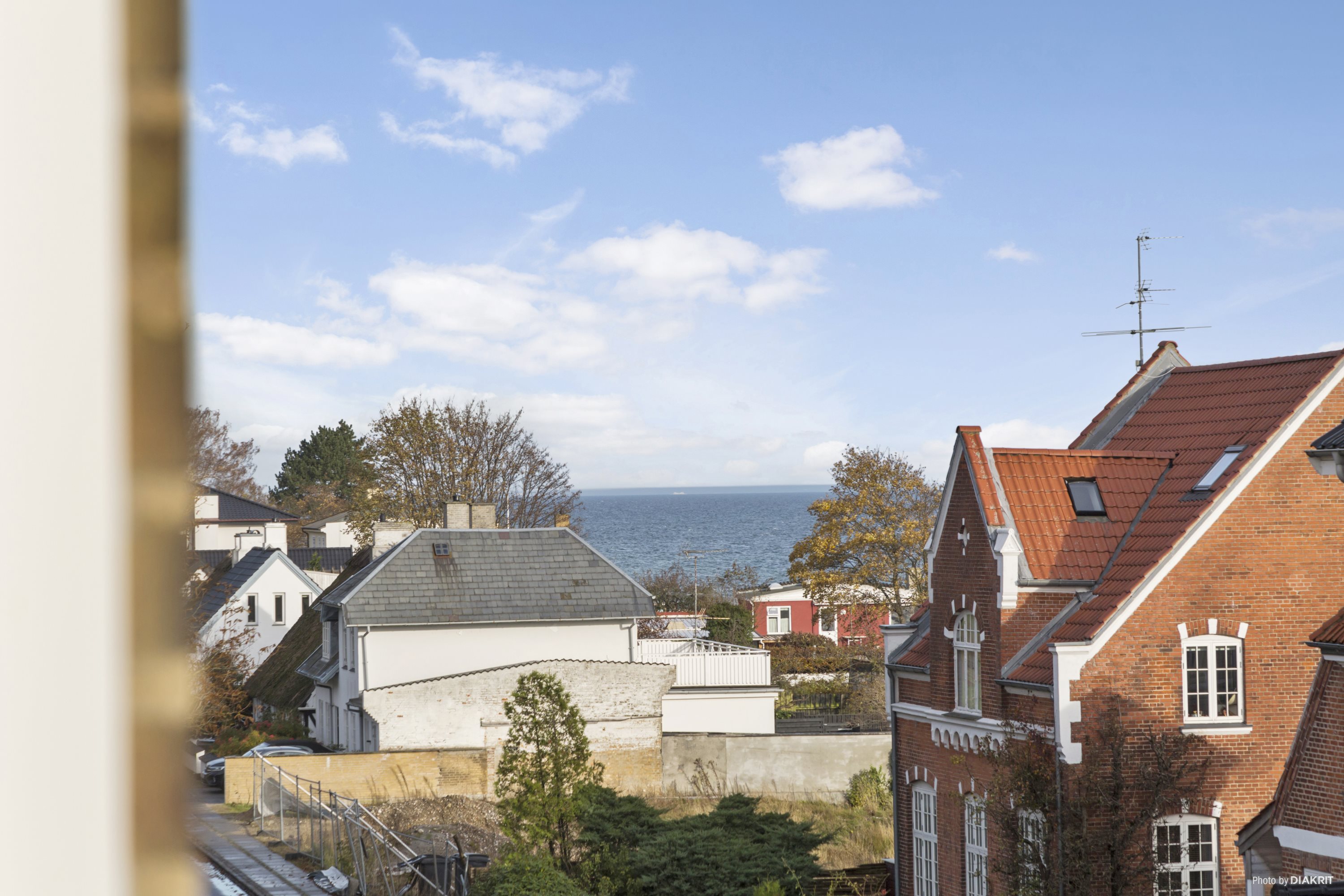 Fremhævet havudsigt billede i fuldskærmstilstand. Billede af Skodsborg Strandvej 153, 2. th., 2942 Skodsborg