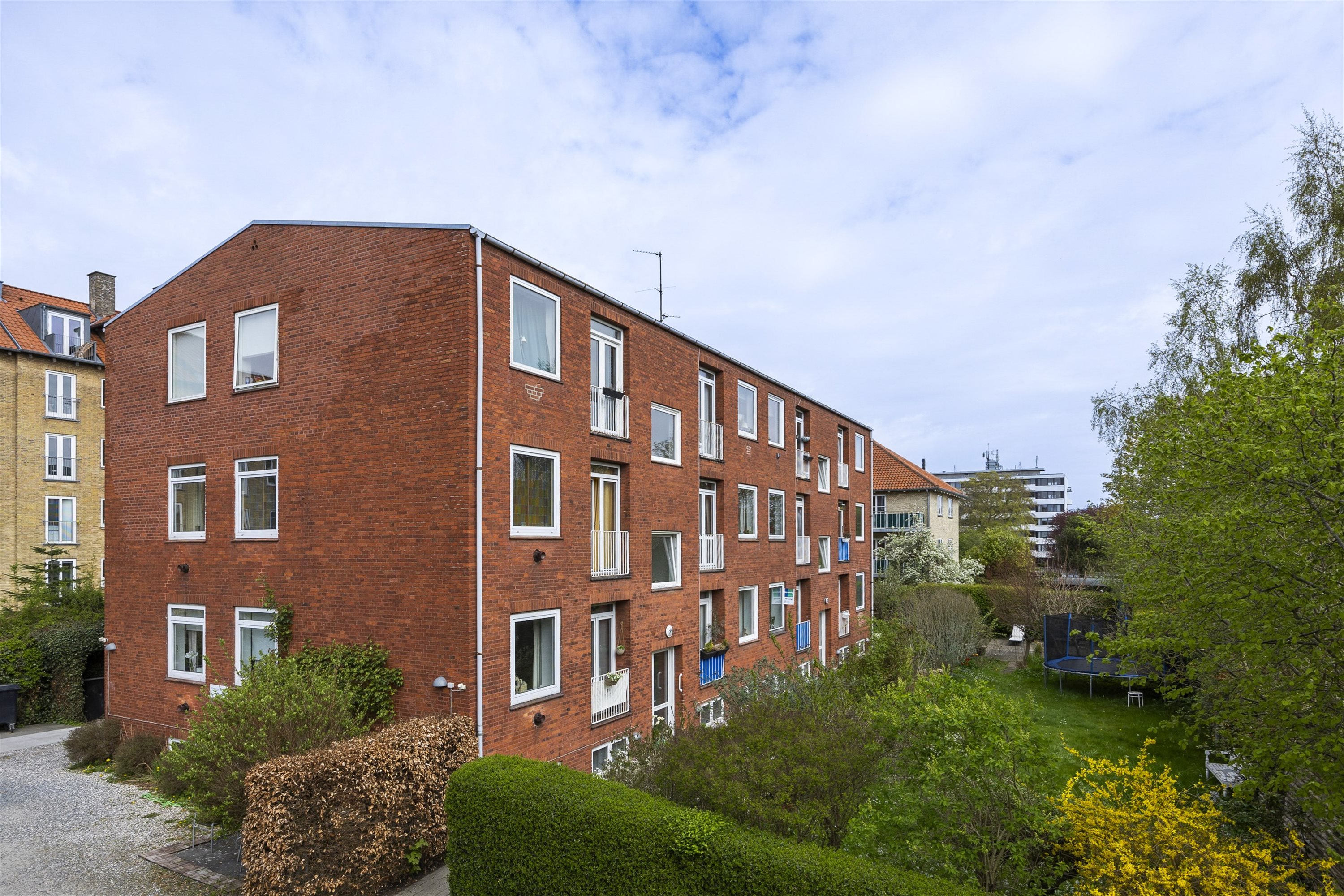 Fremhævet ejendommen billede i fuldskærmstilstand. Billede af Kirkevej 21C, st.. tv., 2920 Charlottenlund