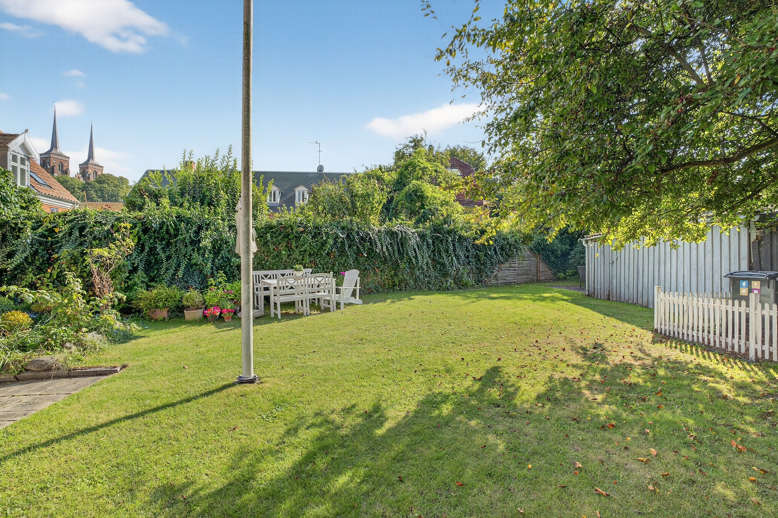 Fremhævet have billede i fuldskærmstilstand. Billede af Sankt Mortens Vej 1C, 4000 Roskilde